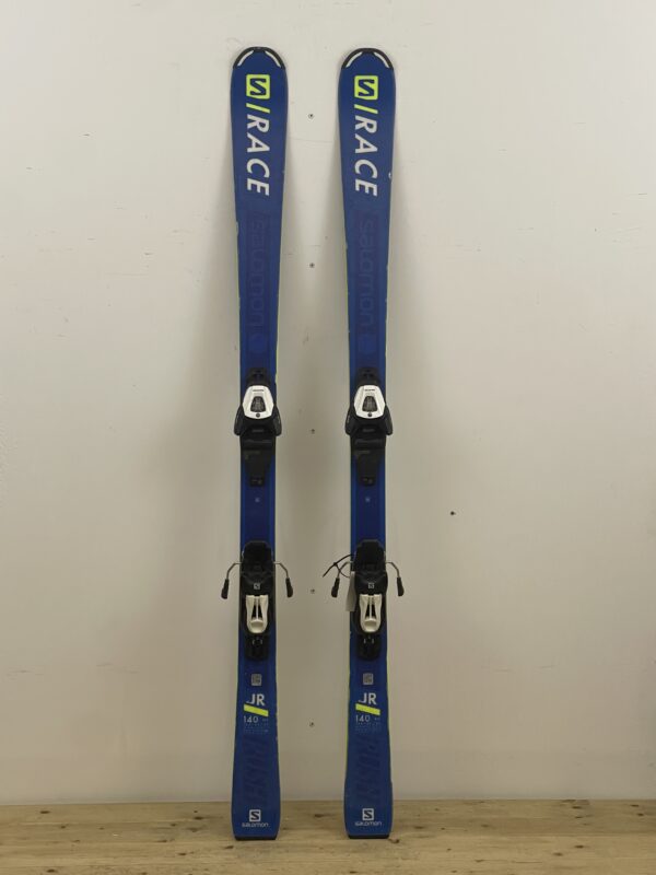 naudotos kalnų slidės salomon race 140cm vilnius lietuva sniego kalnas used skis lithuania