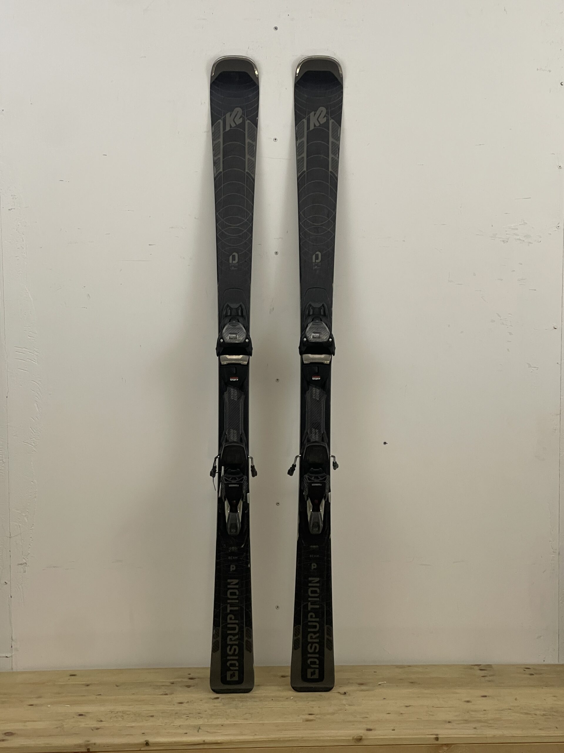 k2-disruption-146cm-naudotos-slides-vilnius.jpg K2 Disruption 146 cm naudotos slidės – used skis Vilniuje | Sniego Kalnas
