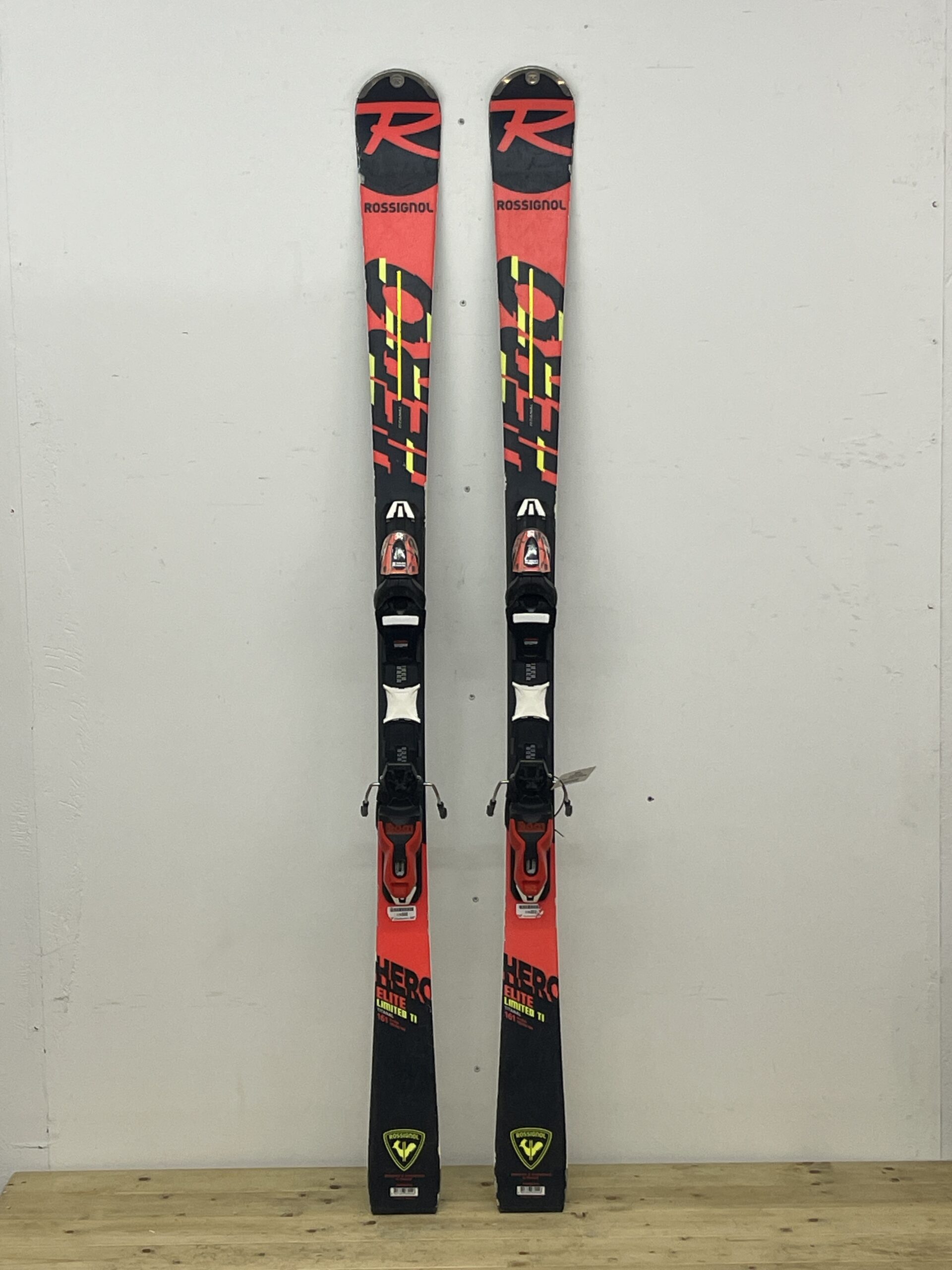 rossignol-hero-elite-161cm-naudotos-slides-vilnius.jpg Rossignol Hero Elite 161 cm naudotos slidės – used skis Vilniuje | Sniego Kalnas