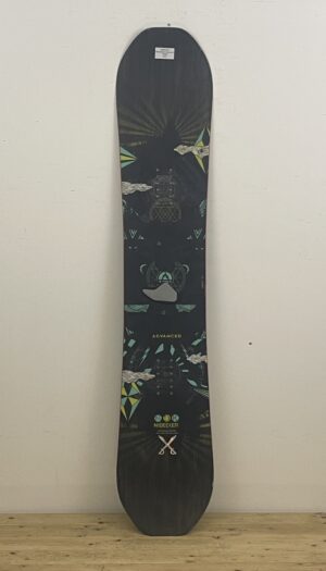 Ninedecker Advanced 153CM naudota snieglentė, naudotos snieglentės, snowboard įranga, naudotas žiemos inventorius Vilnius – Sniego Kalnas