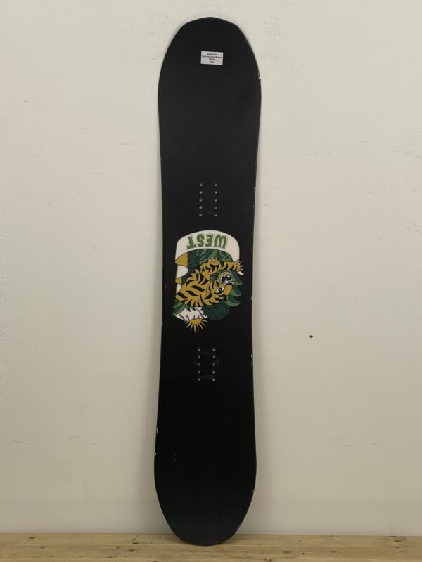 West Helvetic Shapes 140CM naudota snieglentė, naudotos snieglentės, snowboard įranga, naudotas žiemos inventorius Vilnius – Sniego Kalnas