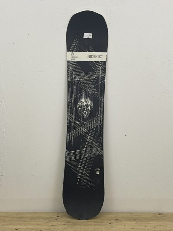 Nidecker Micron 140CM naudota snieglentė, naudotos snieglentės, snowboard įranga, naudotas žiemos inventorius Vilnius – Sniego Kalnas