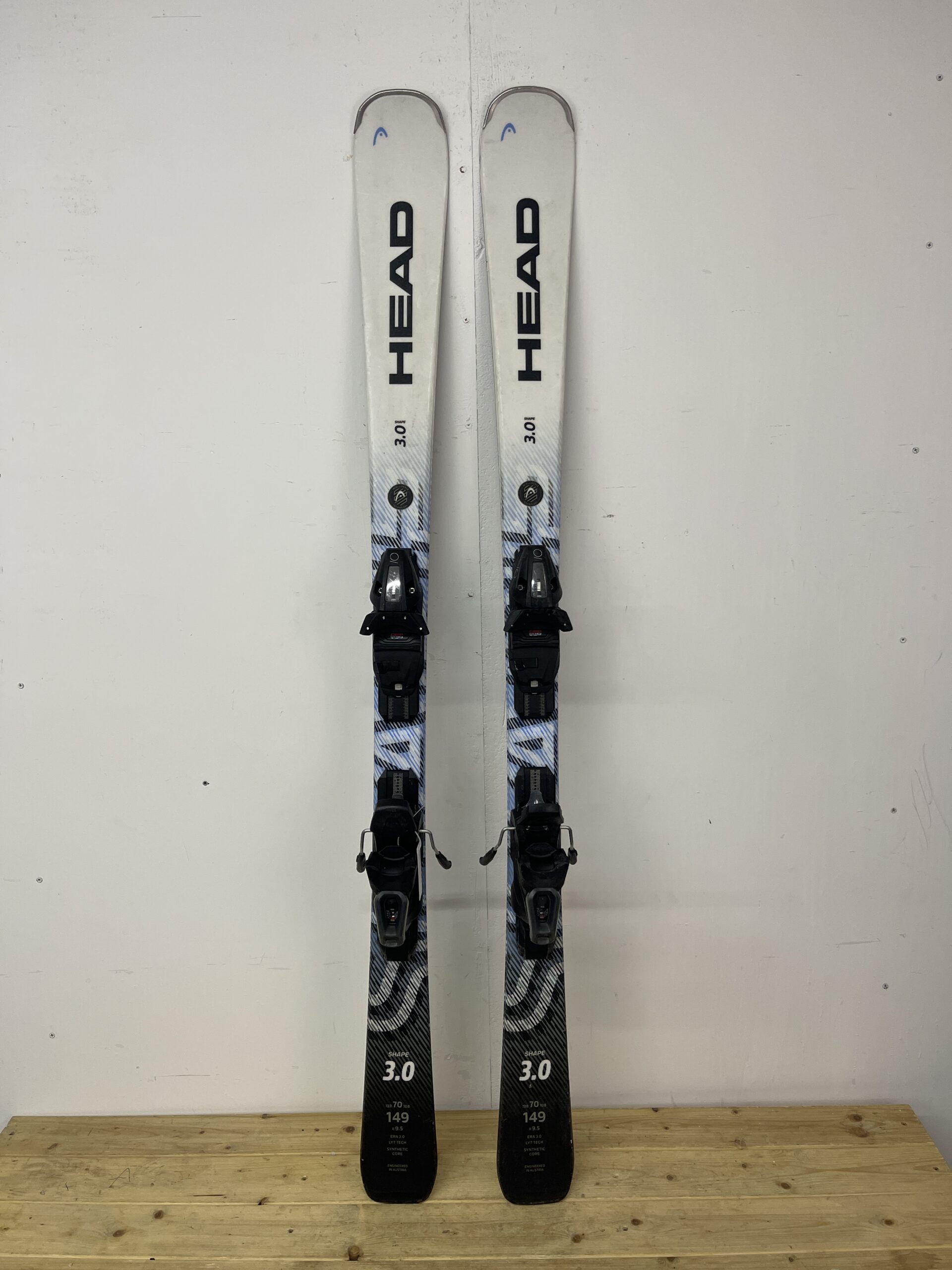 head-shape-3-0-163cm-naudotos-slides-vilnius.jpg Head Shape 3.0 163 cm naudotos slidės – used skis Vilniuje | Sniego Kalnas