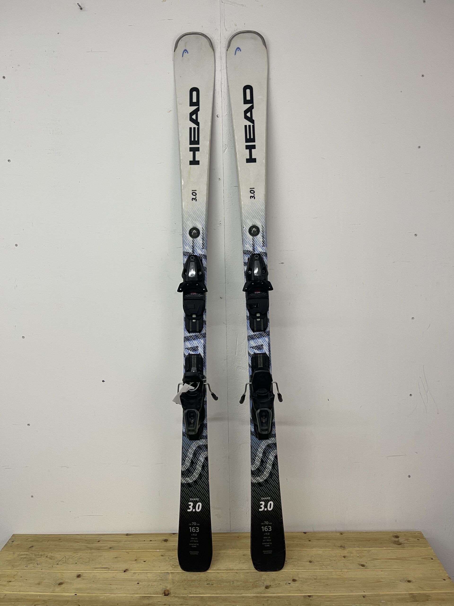 head-shape-3-0-149cm-naudotos-slides-vilnius.jpg Head Shape 3.0 149 cm naudotos slidės – used skis Vilniuje | Sniego Kalnas