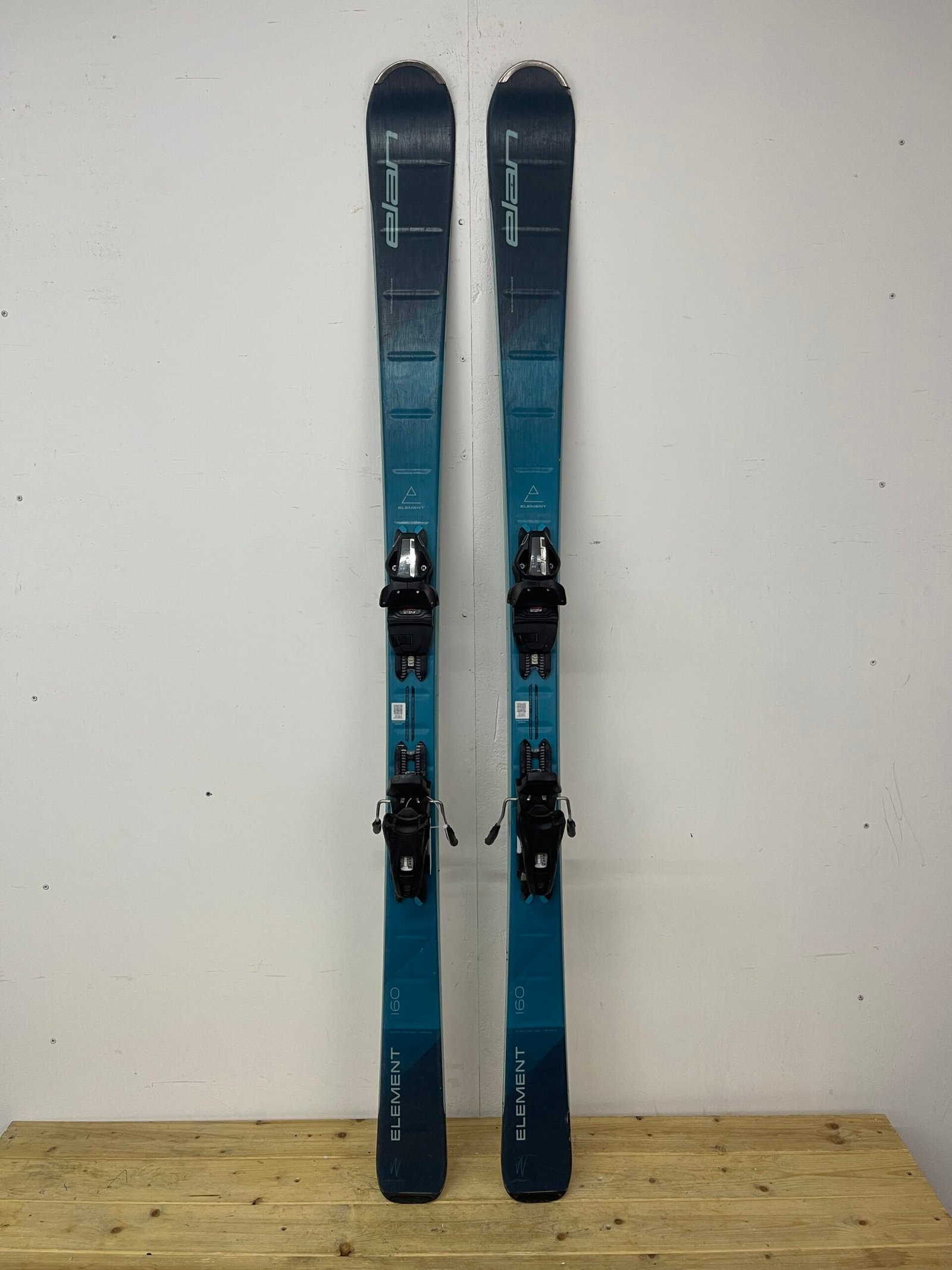 elan-element-160cm-naudotos-slides-vilnius.jpg Elan Element 160 cm naudotos slidės – used skis Vilniuje | Sniego Kalnas