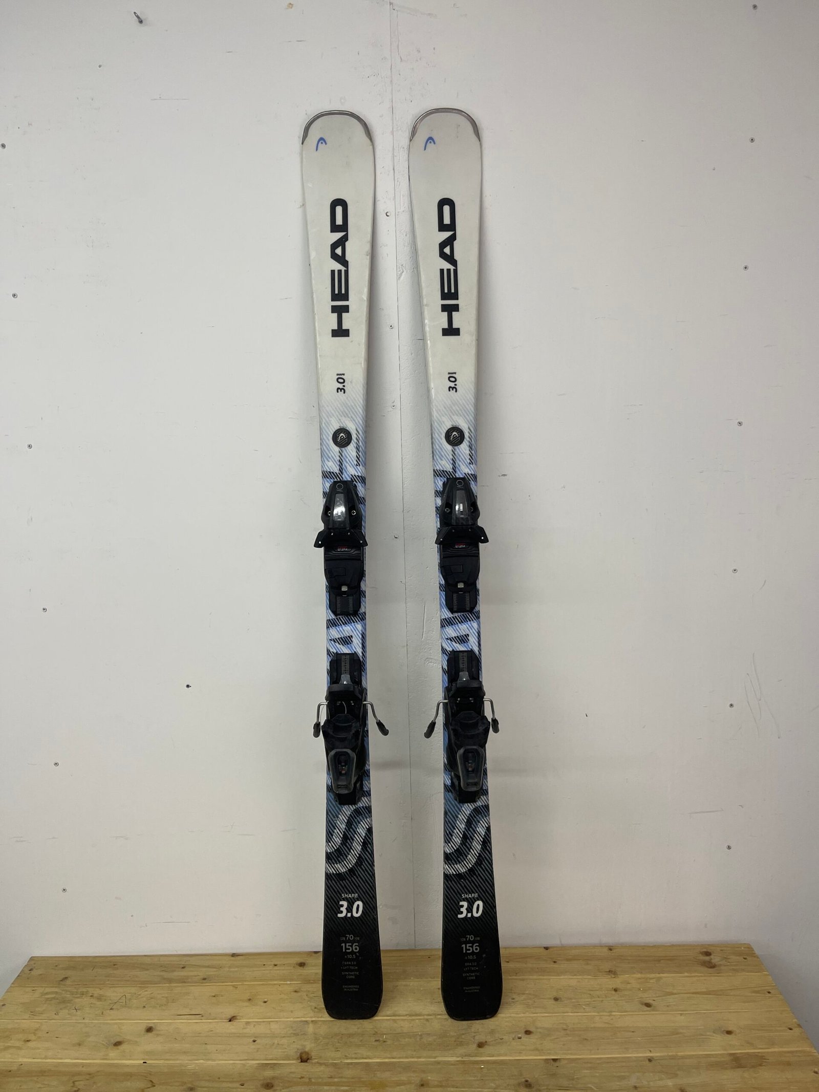 head-shape-3-0-156cm-naudotos-slides-vilnius.jpg Head Shape 3.0 156 cm naudotos slidės – used skis Vilniuje | Sniego Kalnas