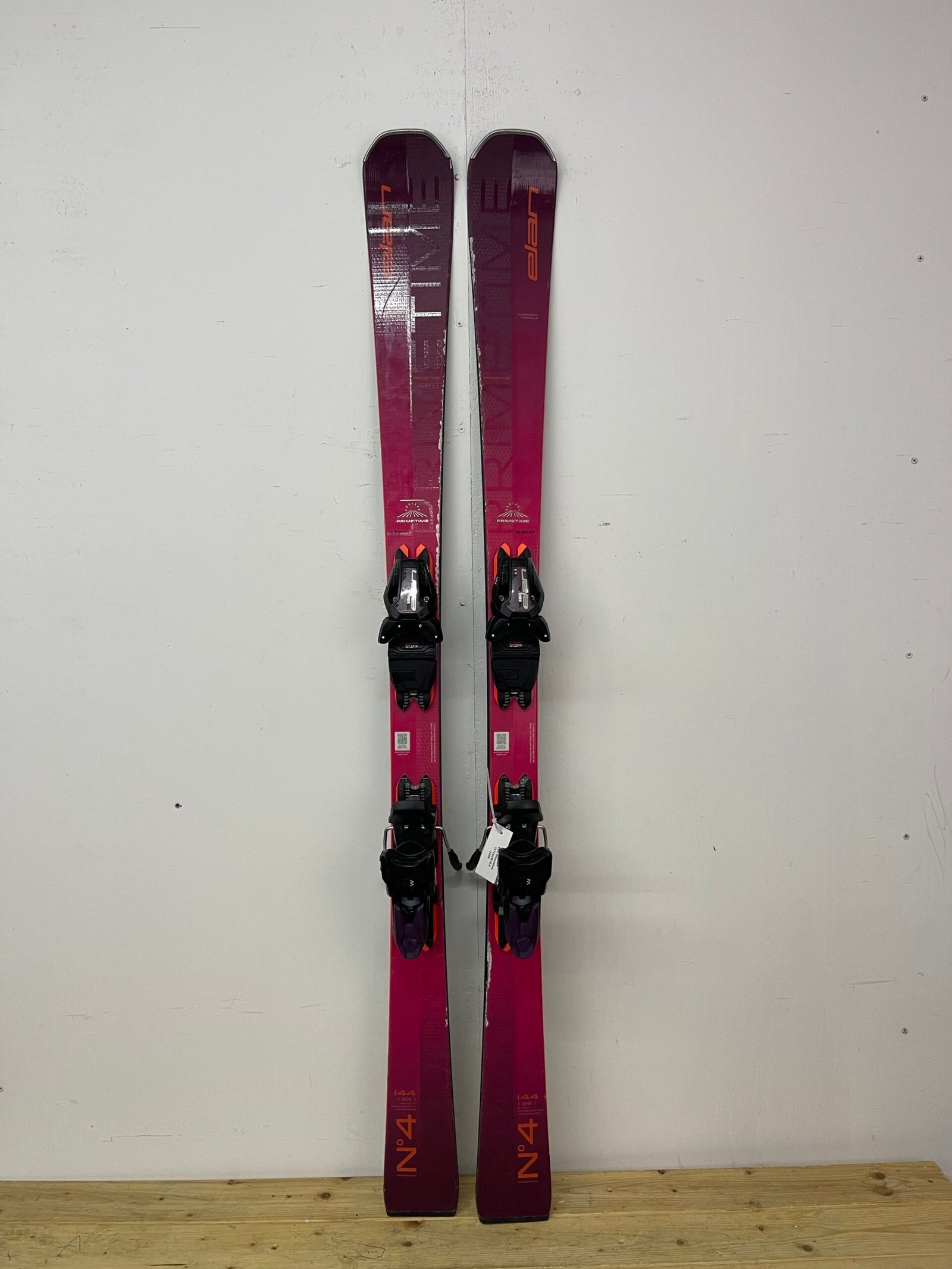 elan-primetime-151cm-naudotos-slides-vilnius.jpg Elan Primetime 151 cm naudotos slidės – used skis Vilniuje | Sniego Kalnas