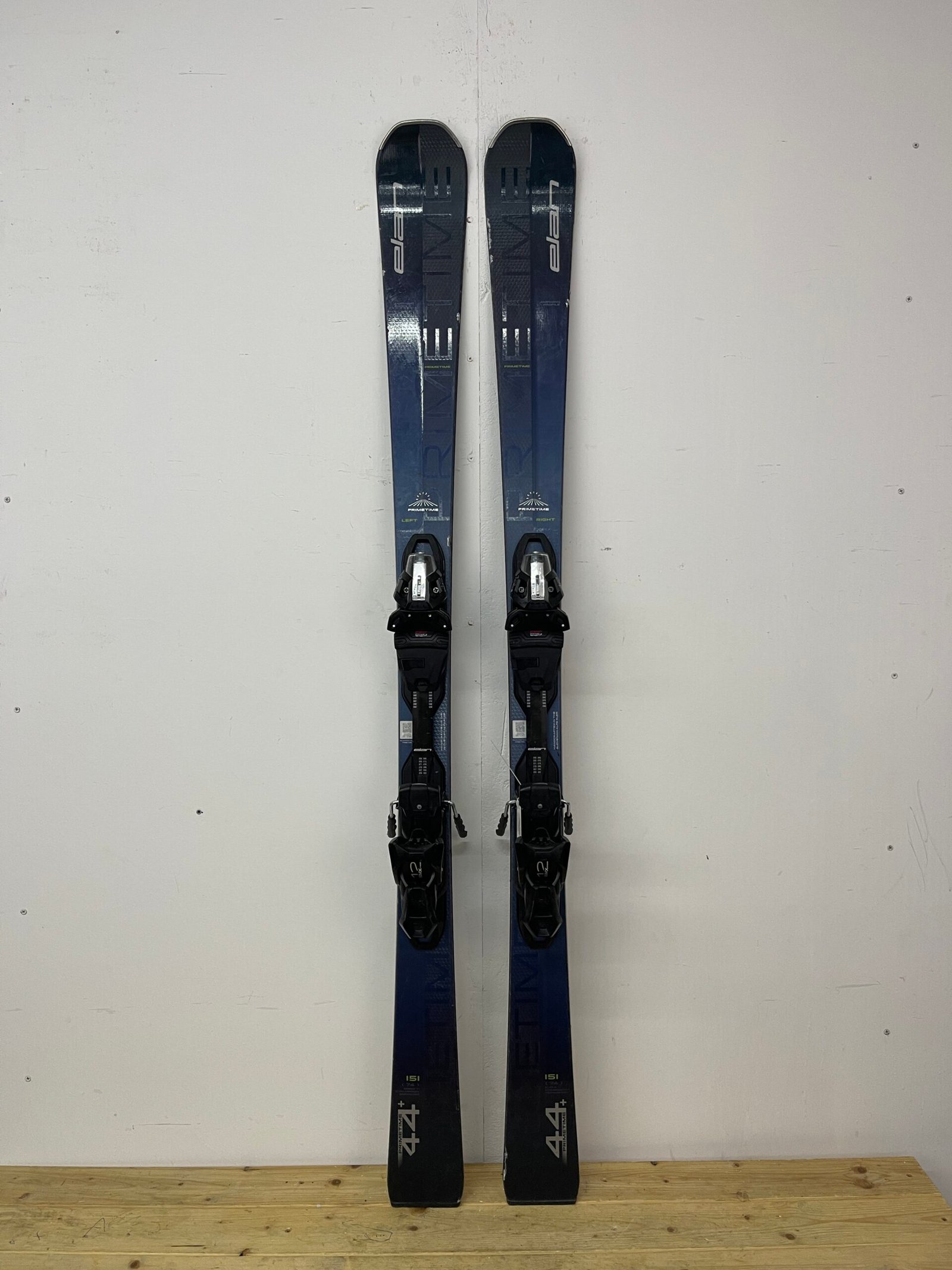 elan-primetime-144cm-naudotos-slides-vilnius.jpg Elan Primetime 144 cm naudotos slidės – used skis Vilniuje | Sniego Kalnas