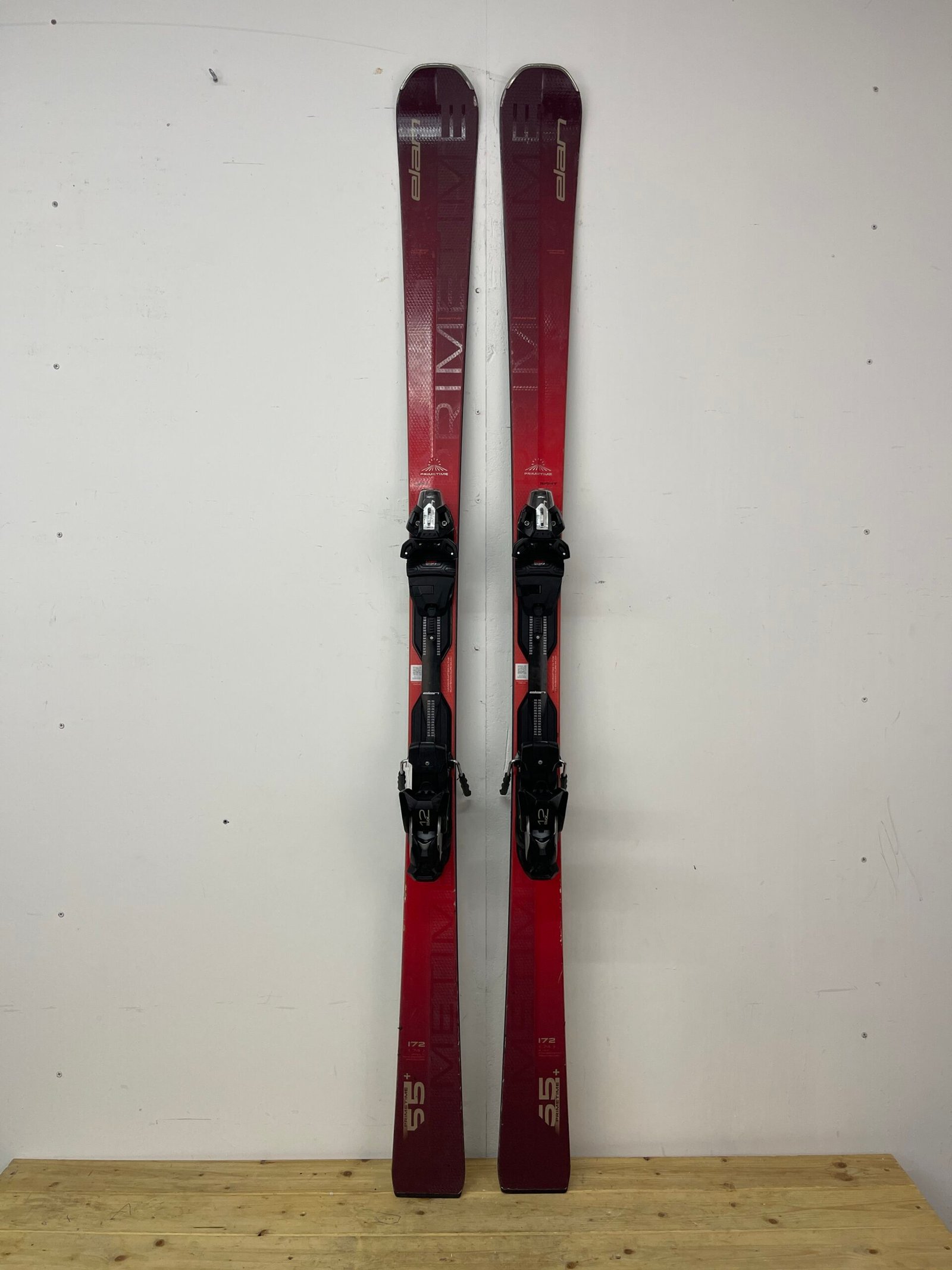 elan-primetime-172cm-naudotos-slides-vilnius.jpg Elan Primetime 172 cm naudotos slidės – used skis Vilniuje | Sniego Kalnas