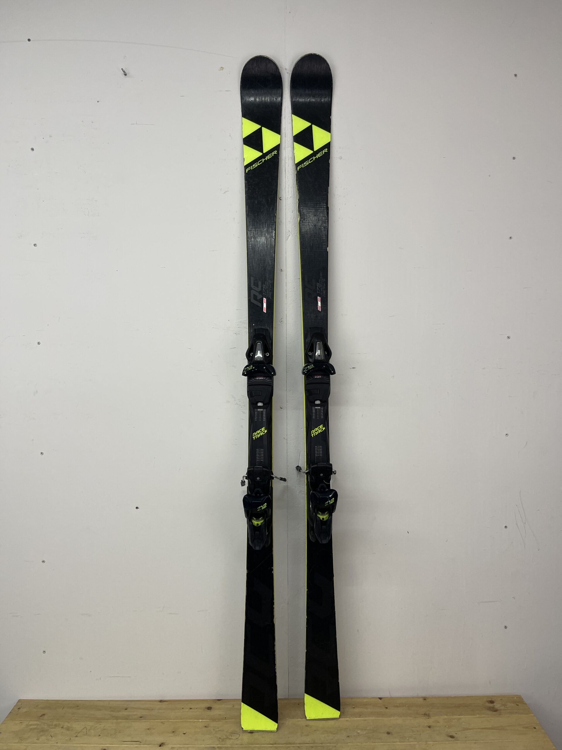 fischer-rc4-worldcup-175cm-naudotos-slides-vilnius.jpg Fischer RC4 Worldcup 175 cm naudotos slidės – used skis Vilniuje | Sniego Kalnas