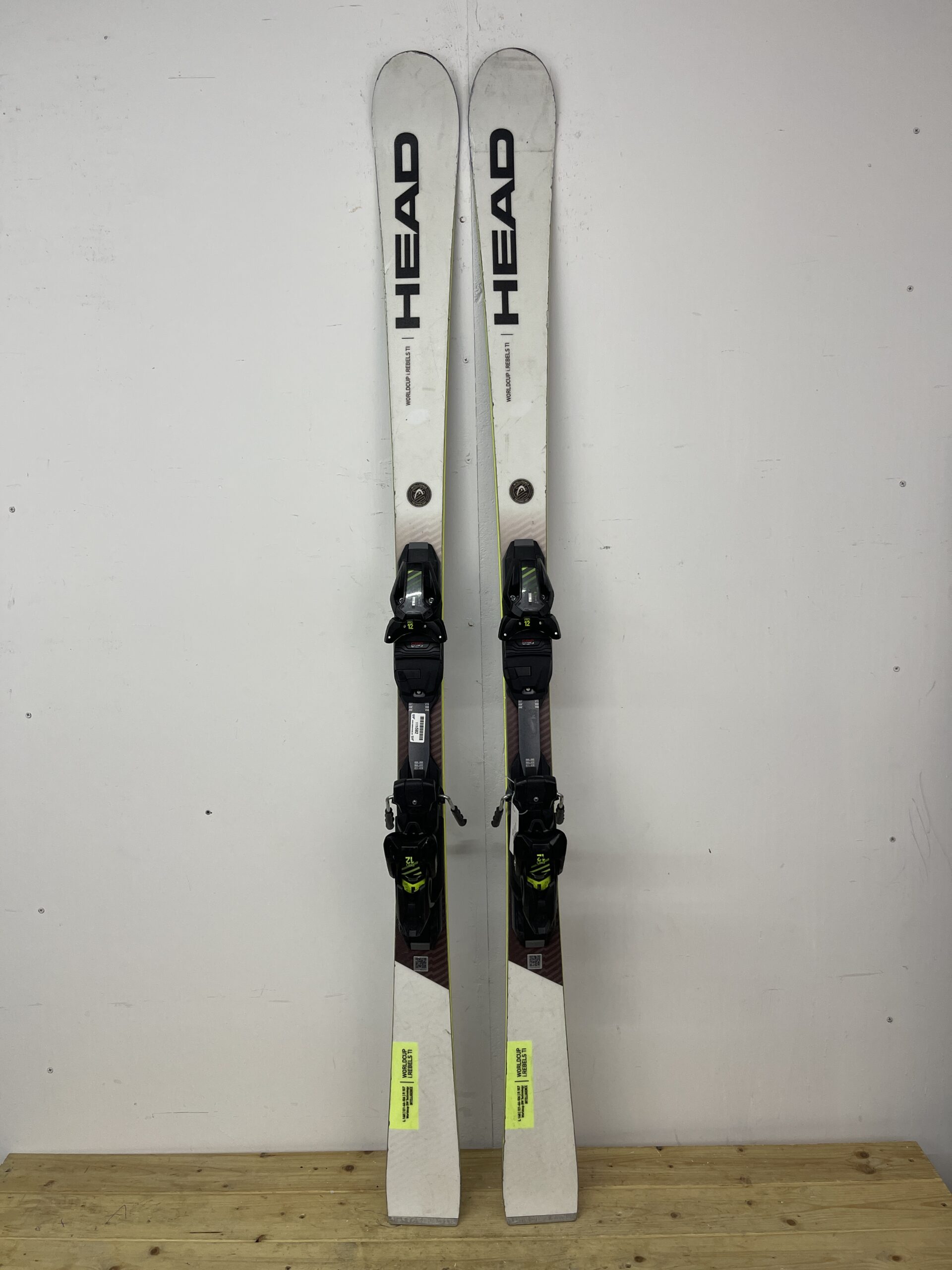 head-world-cup-ti-160cm-naudotos-slides-vilnius.jpg Head World Cup Ti 160 cm naudotos slidės – used skis Vilniuje | Sniego Kalnas