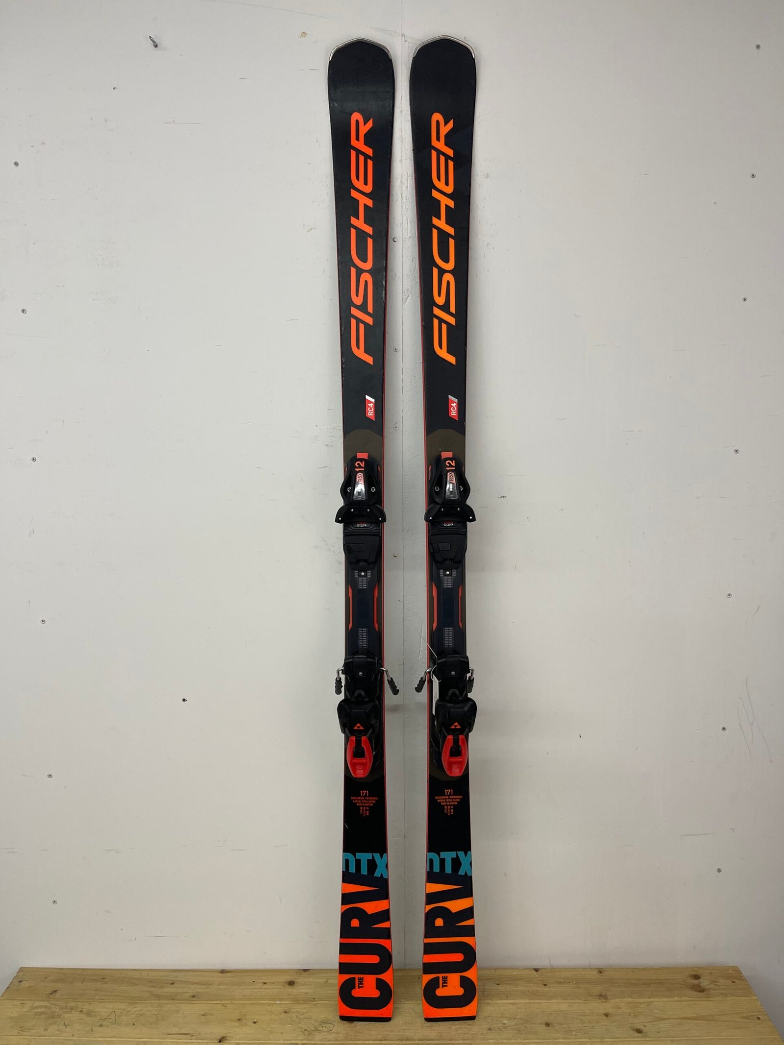 fischer-dtx-curv-171cm-naudotos-slides-vilnius.jpg Fischer DTX Curv 171 cm naudotos slidės – used skis Vilniuje | Sniego Kalnas