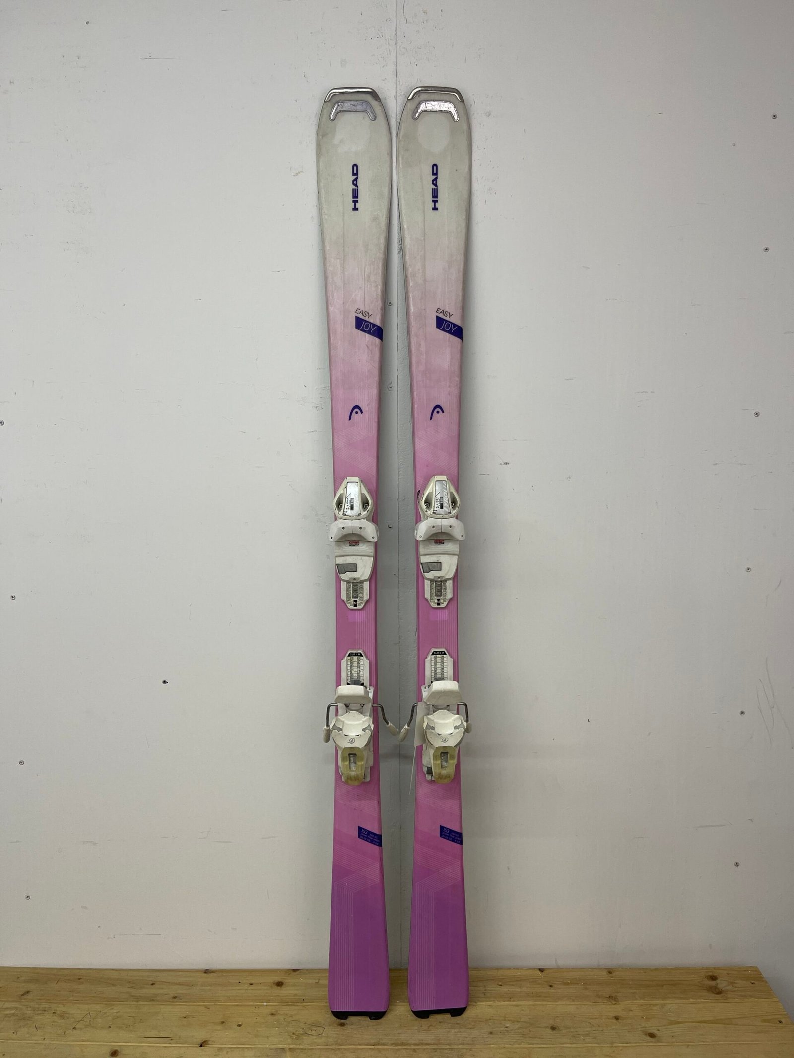 head-easy-joy-153cm-naudotos-slides-vilnius.jpg Head Easy Joy 153 cm naudotos slidės – used skis Vilniuje | Sniego Kalnas