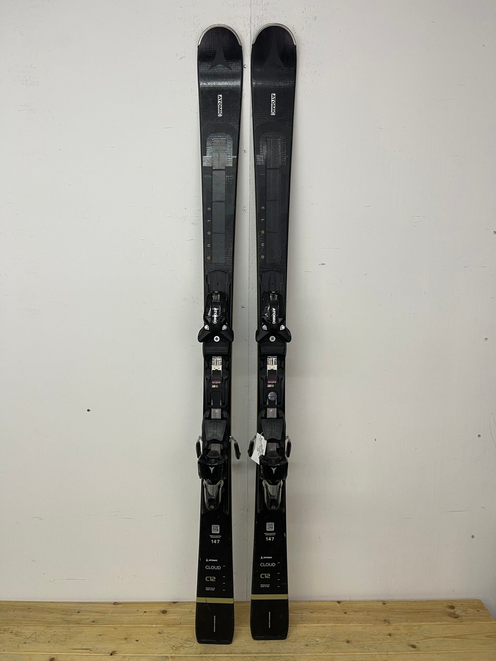 atomic-cloud-c12-147cm-naudotos-slides-vilnius.jpg Atomic Cloud C12 147 cm naudotos slidės – used skis Vilniuje | Sniego Kalnas