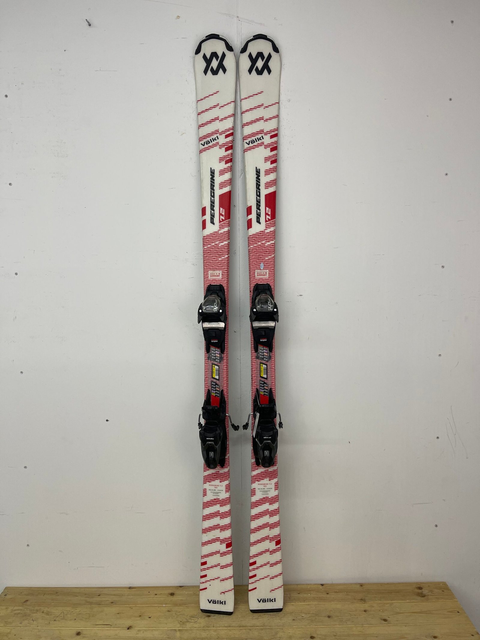 volkl-deacon-165cm-naudotos-slides-vilnius.jpg Völkl Deacon 165 cm naudotos slidės – used skis Vilniuje | Sniego Kalnas