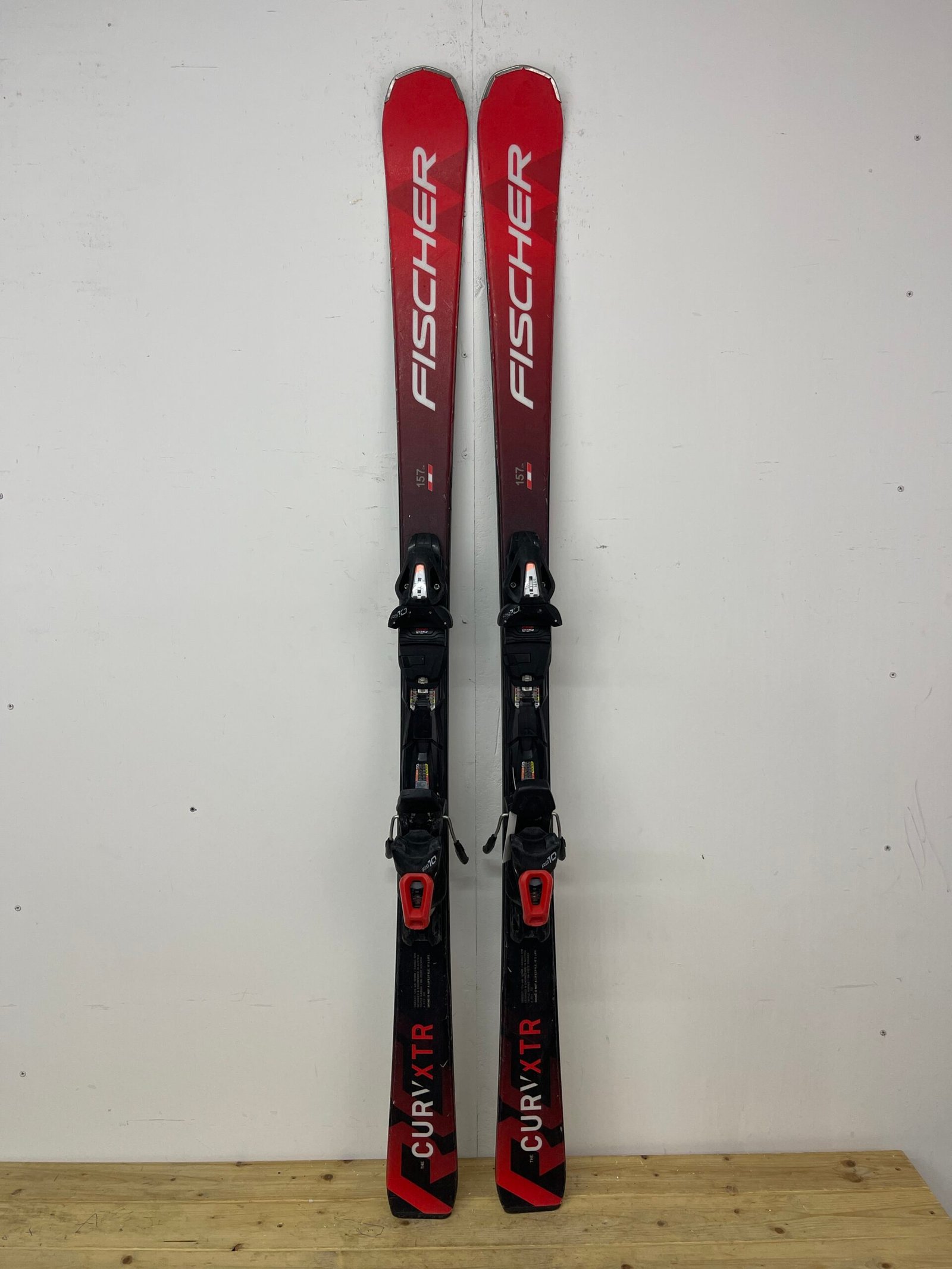 fischer-curv-xtr-157cm-naudotos-slides-vilnius.jpg Fischer Curv XTR 157 cm naudotos slidės – used skis Vilniuje | Sniego Kalnas