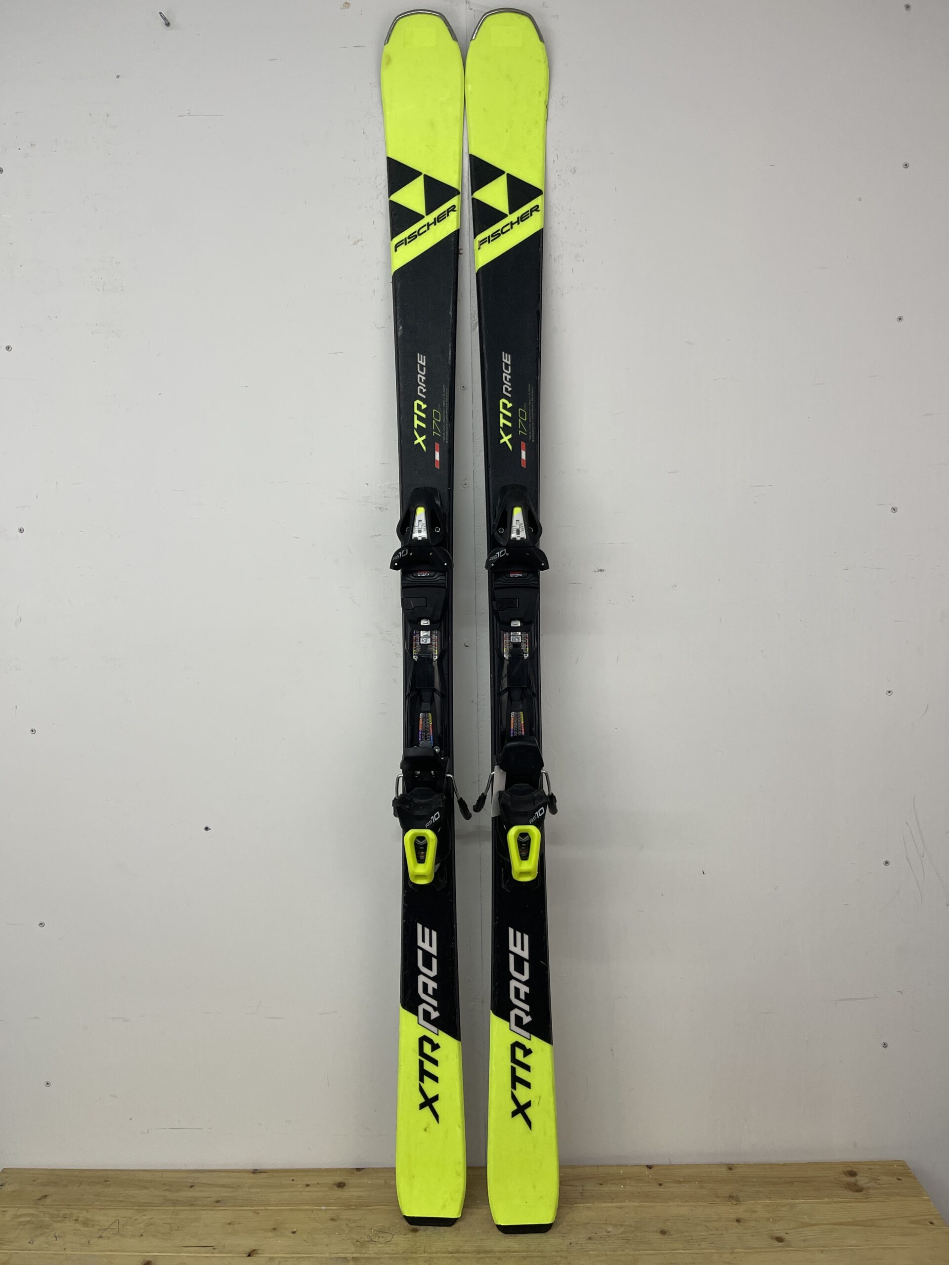 fischer-xtr-race-170cm-naudotos-slides-vilnius.jpg Fischer XTR Race 170 cm naudotos slidės – used skis Vilniuje | Sniego Kalnas