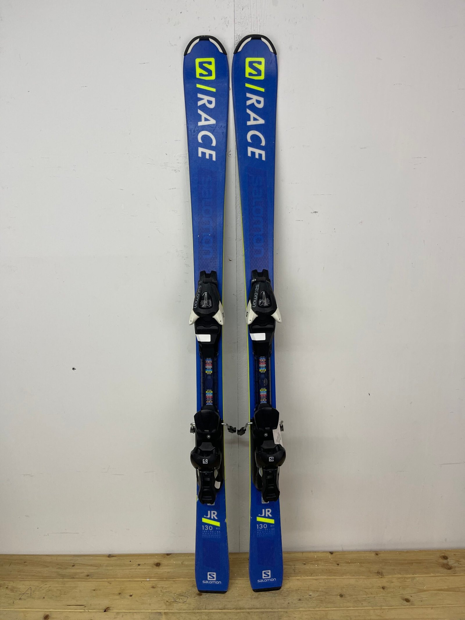 salomon-s-race-130cm-naudotos-slides-vilnius.jpg Salomon S/Race 130 cm naudotos slidės – used skis Vilniuje | Sniego Kalnas