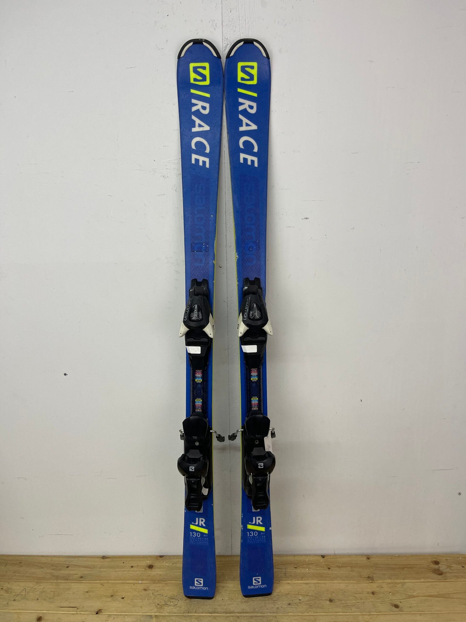 salomon-s-race-130cm-naudotos-slides-vilnius.jpg Salomon S/Race 130 cm naudotos slidės – used skis Vilniuje | Sniego Kalnas