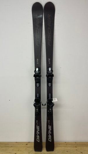 Fischer Divine 160 cm naudotos slidės – used skis Vilniuje | Sniego Kalnas