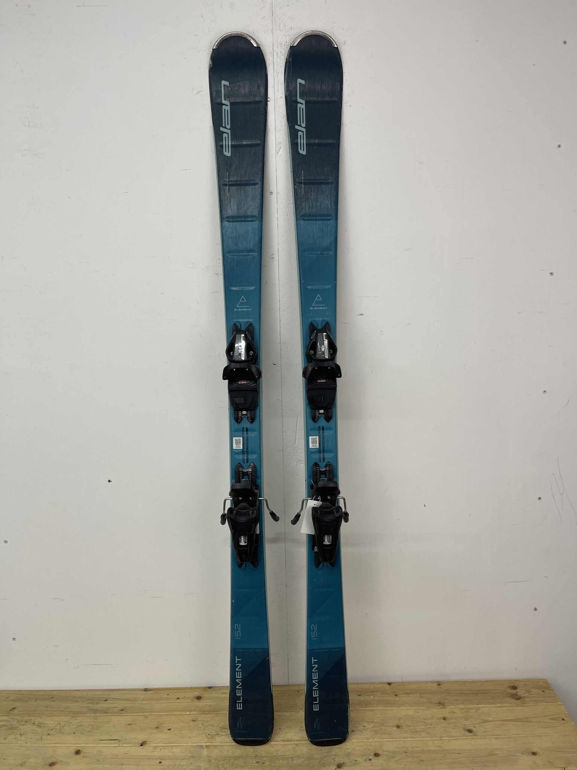 elan-element-152cm-naudotos-slides-vilnius.jpg Elan Element 152 cm naudotos slidės – used skis Vilniuje | Sniego Kalnas