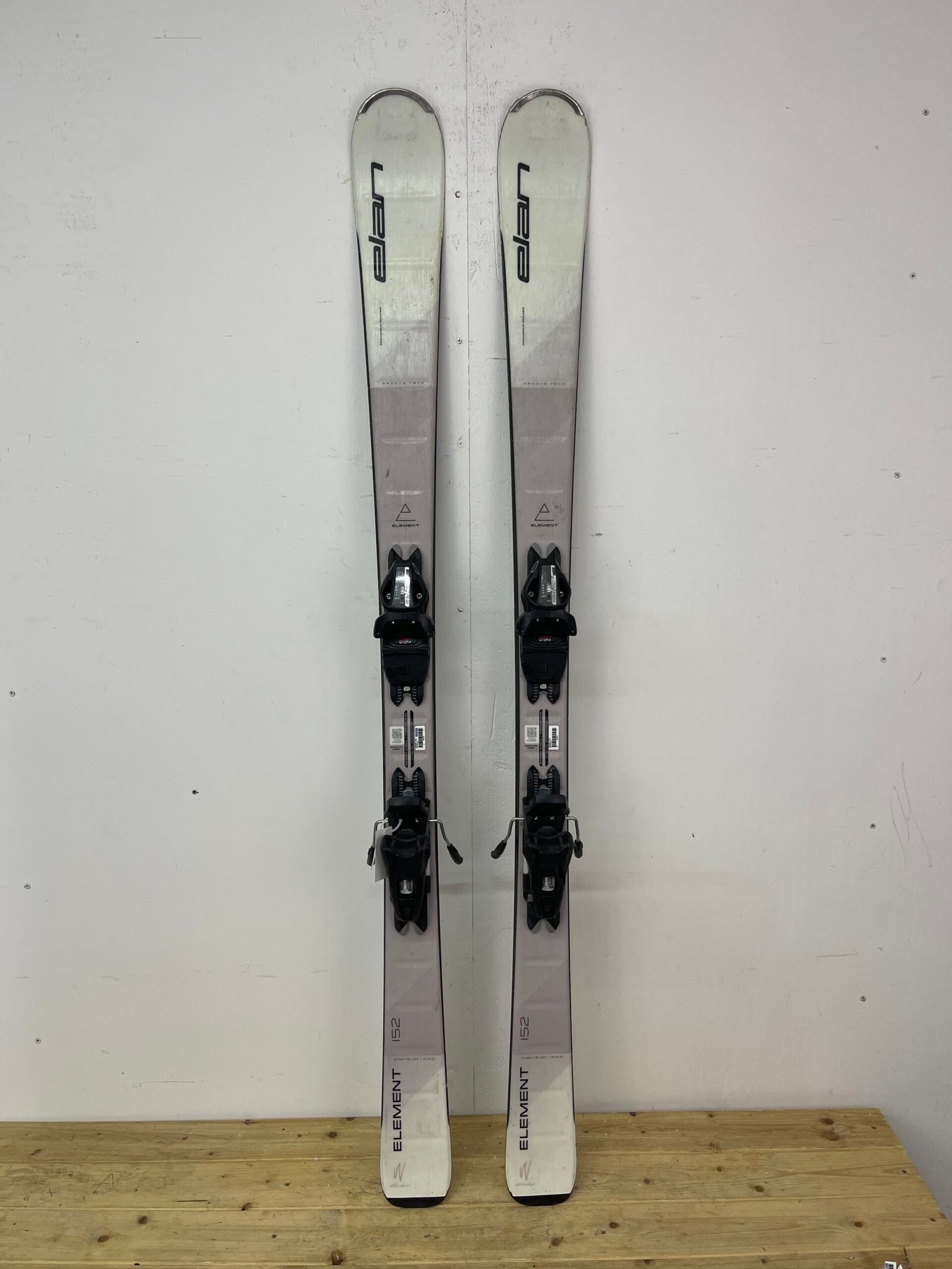 elan-element-152cm-naudotos-slides-vilnius.jpg Elan Element 152 cm naudotos slidės – used skis Vilniuje | Sniego Kalnas