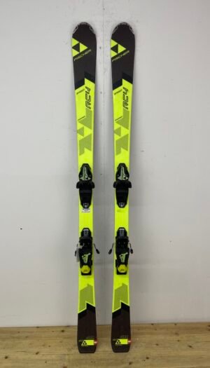 Fischer RC4 Junior 150 cm naudotos slidės – used skis Vilniuje | Sniego Kalnas