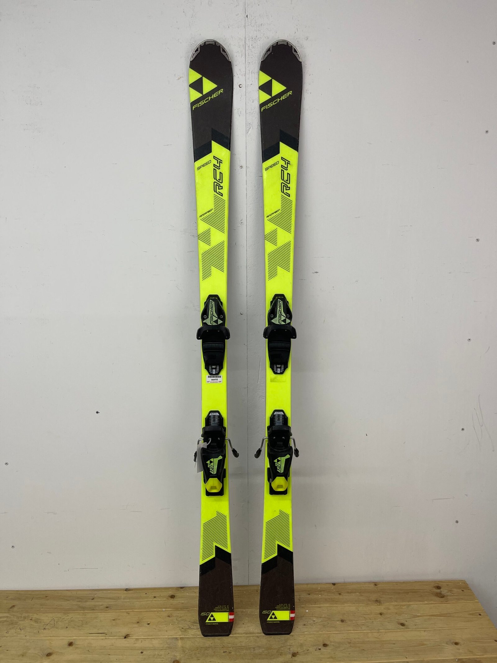 fischer-rc4-junior-150cm-naudotos-slides-vilnius.jpg Fischer RC4 Junior 150 cm naudotos slidės – used skis Vilniuje | Sniego Kalnas