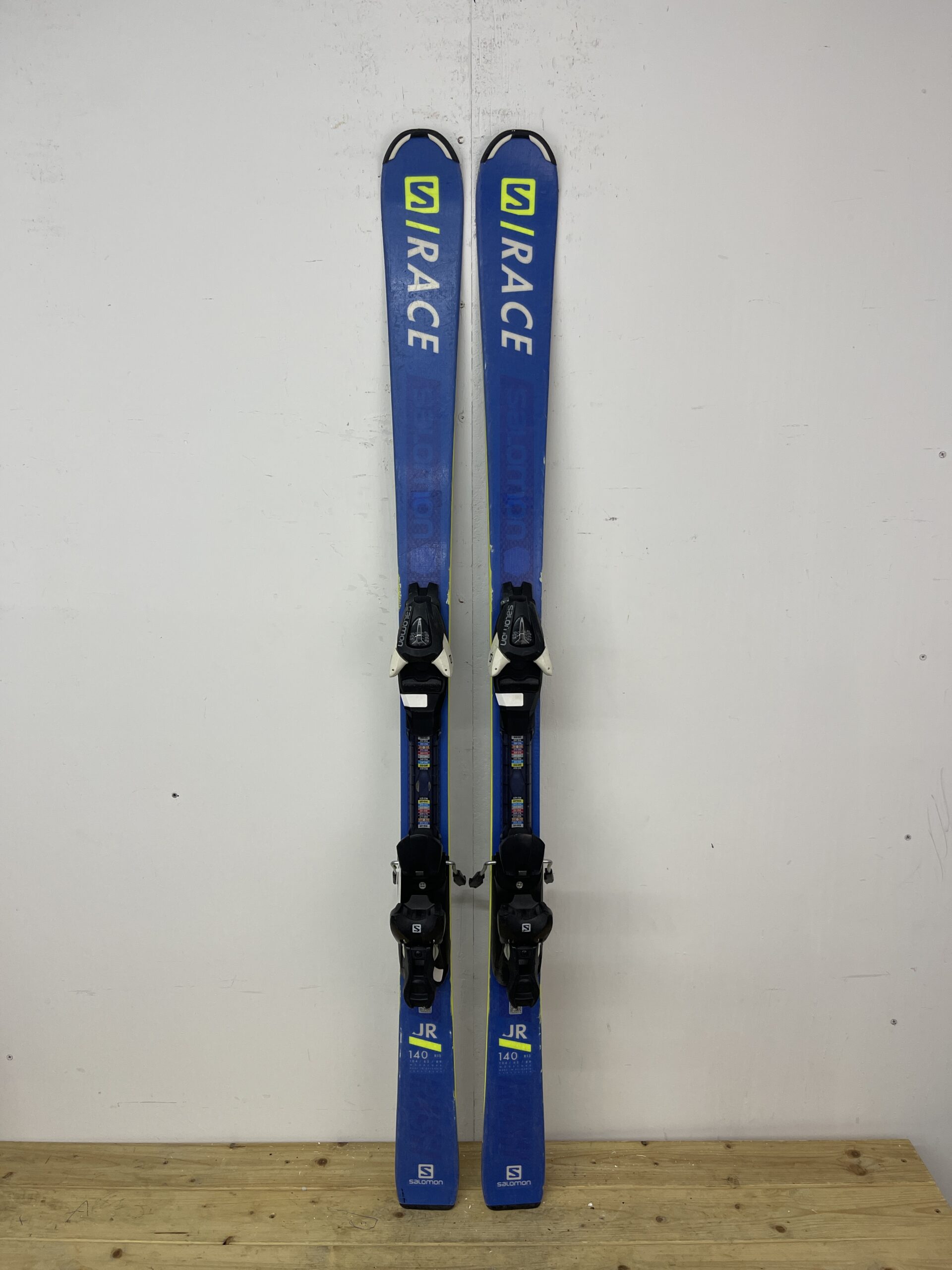 salomon-race-140cm-naudotos-slides-vilnius.jpg Salomon Race 140 cm naudotos slidės – used skis Vilniuje | Sniego Kalnas