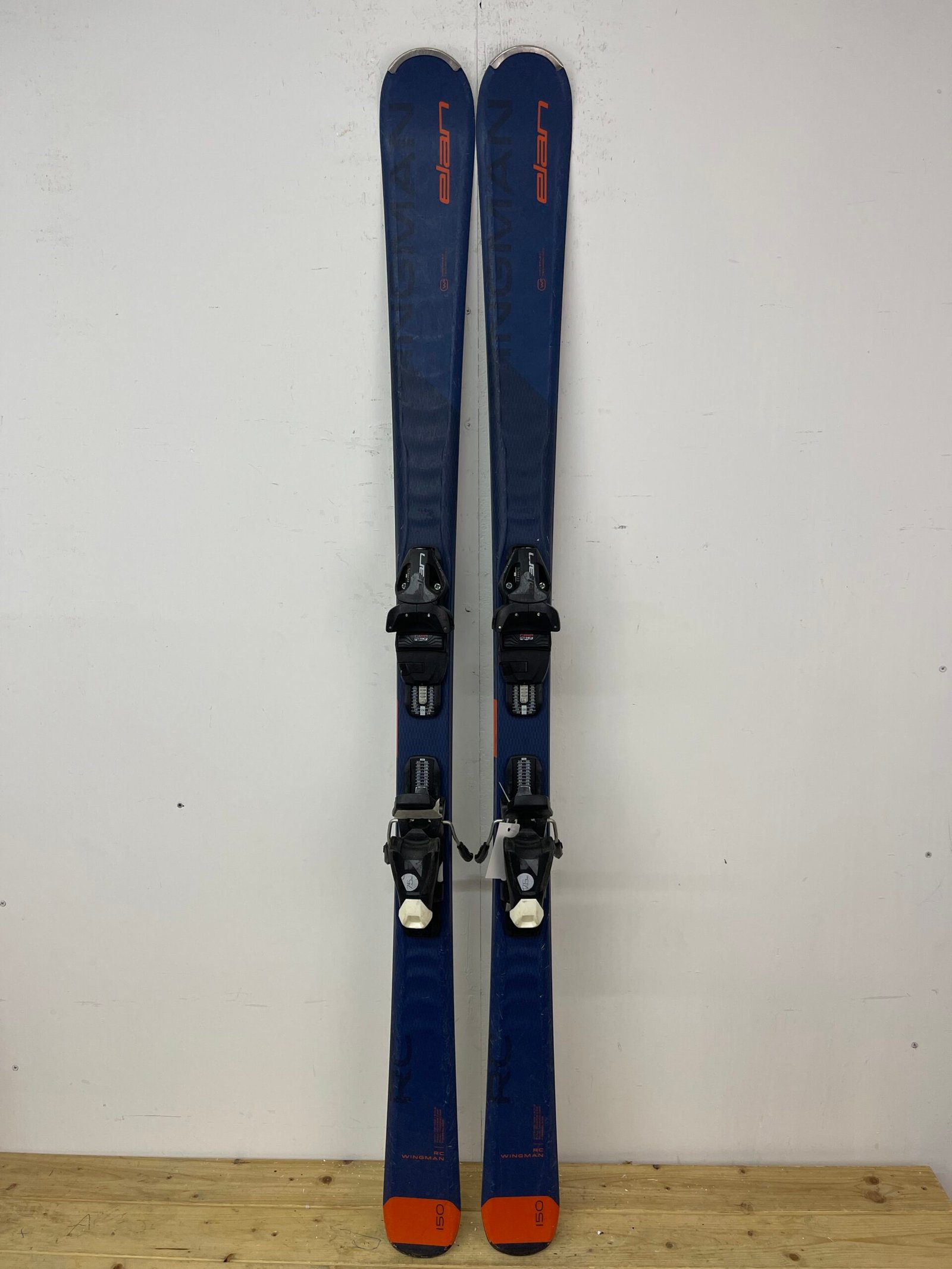 elan-wingman-150cm-naudotos-slides-vilnius.jpg Elan Wingman 150 cm naudotos slidės – used skis Vilniuje | Sniego Kalnas