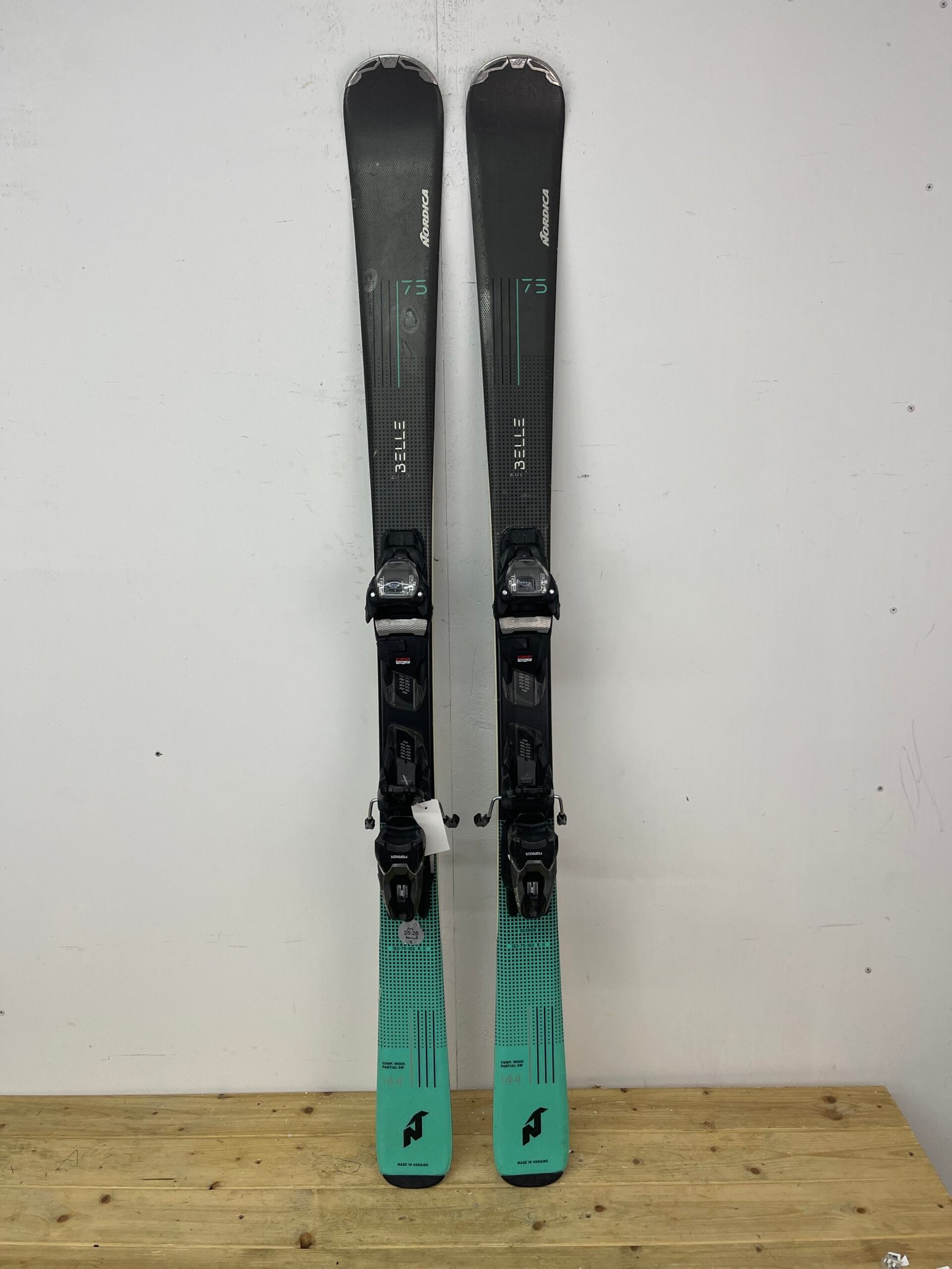 nordica-belle-144cm-naudotos-slides-vilnius.jpg Nordica Belle 144 cm naudotos slidės – used skis Vilniuje | Sniego Kalnas