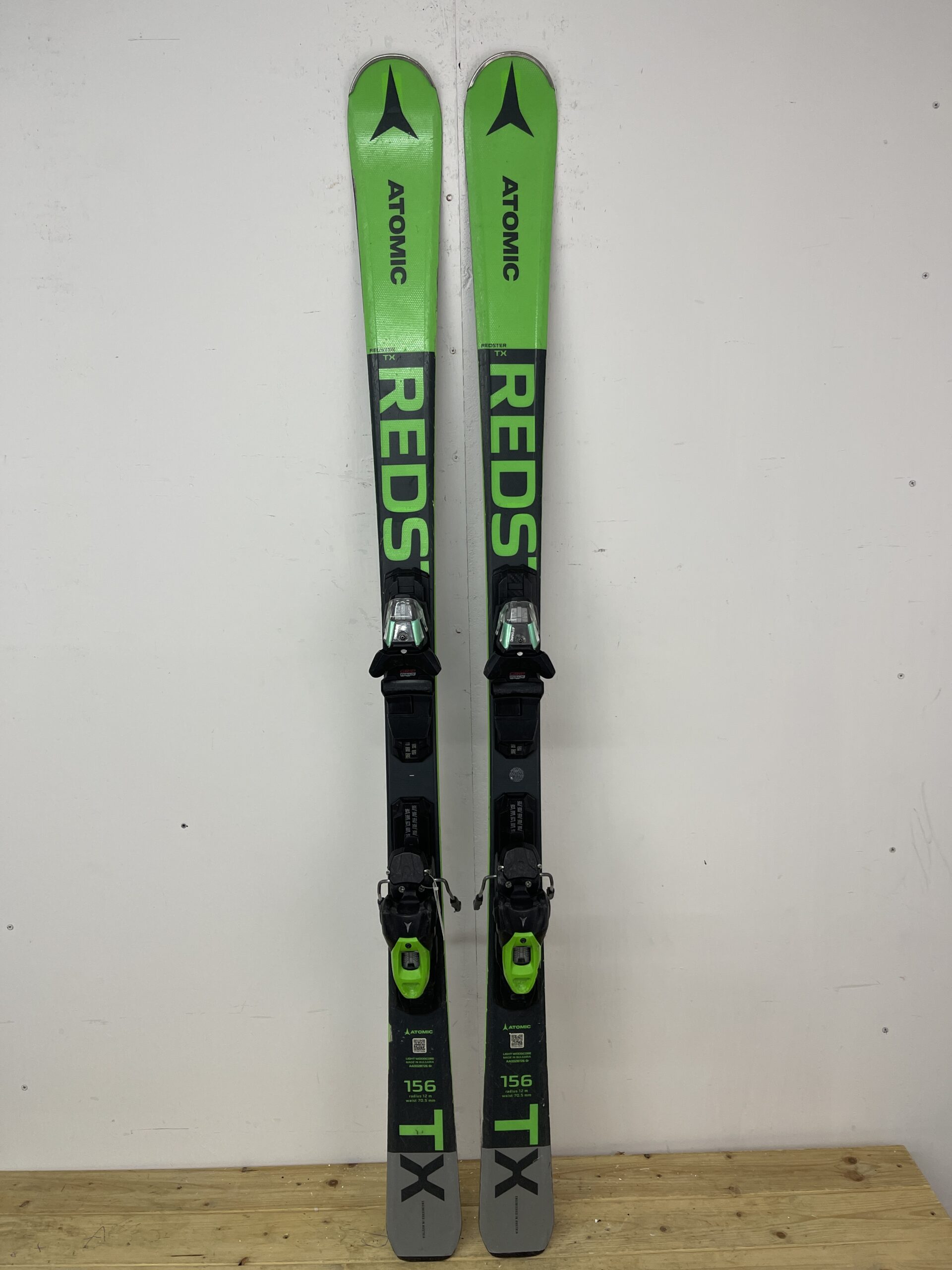 atomic-redster-tx-156cm-naudotos-slides-vilnius.jpg Atomic Redster TX 156 cm naudotos slidės – used skis Vilniuje | Sniego Kalnas