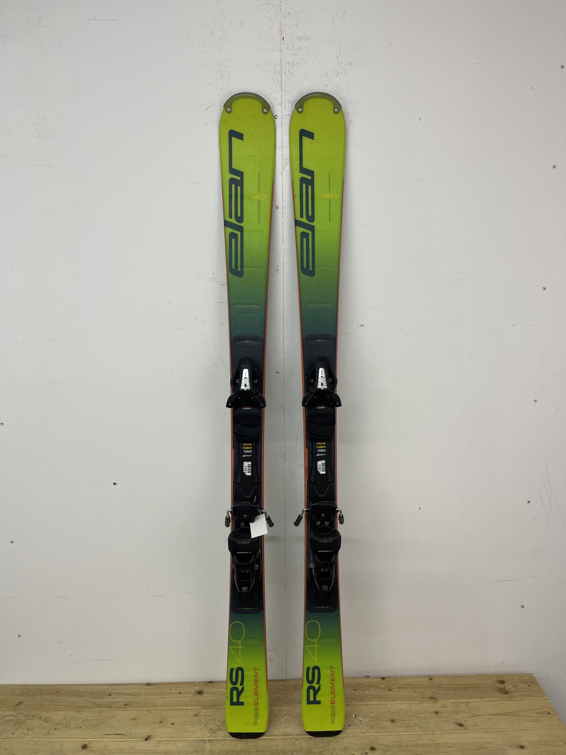 elan-rs140-140cm-naudotos-slides-vilnius.jpg Elan RS140 140 cm naudotos slidės – used skis Vilniuje | Sniego Kalnas