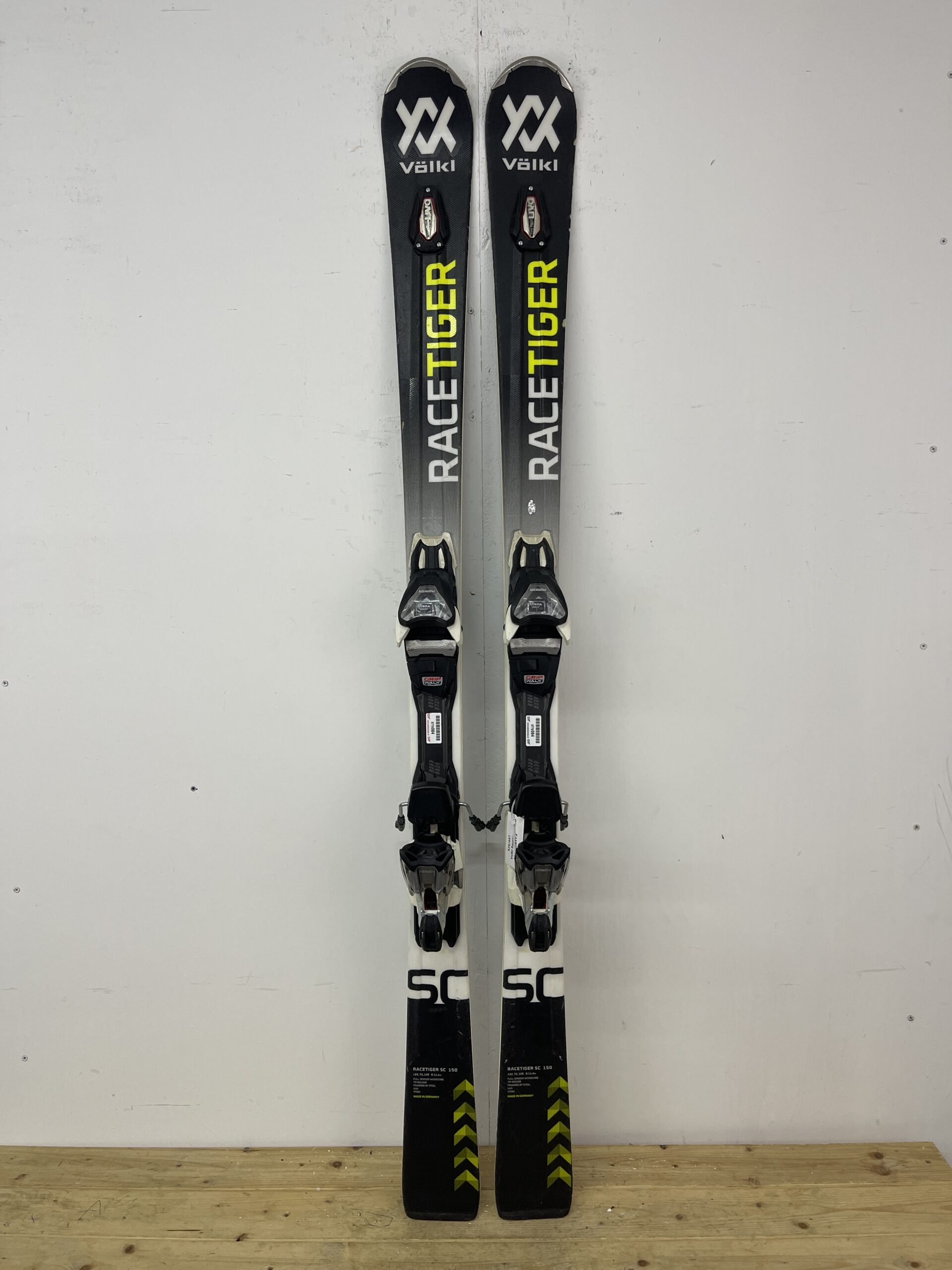 volkl-racetiger-150cm-naudotos-slides-vilnius.jpg Völkl Racetiger 150 cm naudotos slidės – used skis Vilniuje | Sniego Kalnas