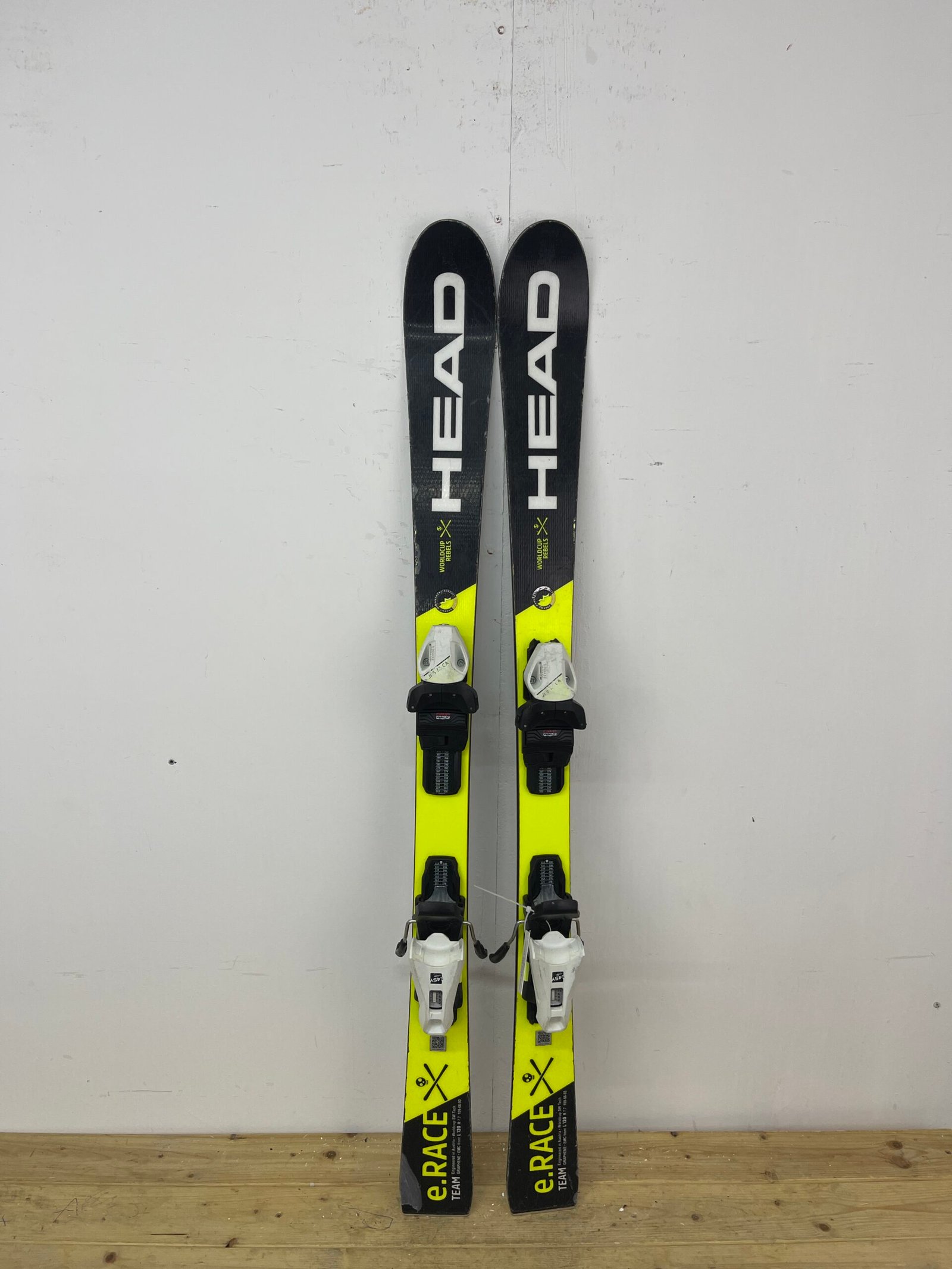 head-world-cup-rebels-120cm-naudotos-slides-vilnius.jpg Head World Cup Rebels 120 cm naudotos slidės – used skis Vilniuje | Sniego Kalnas