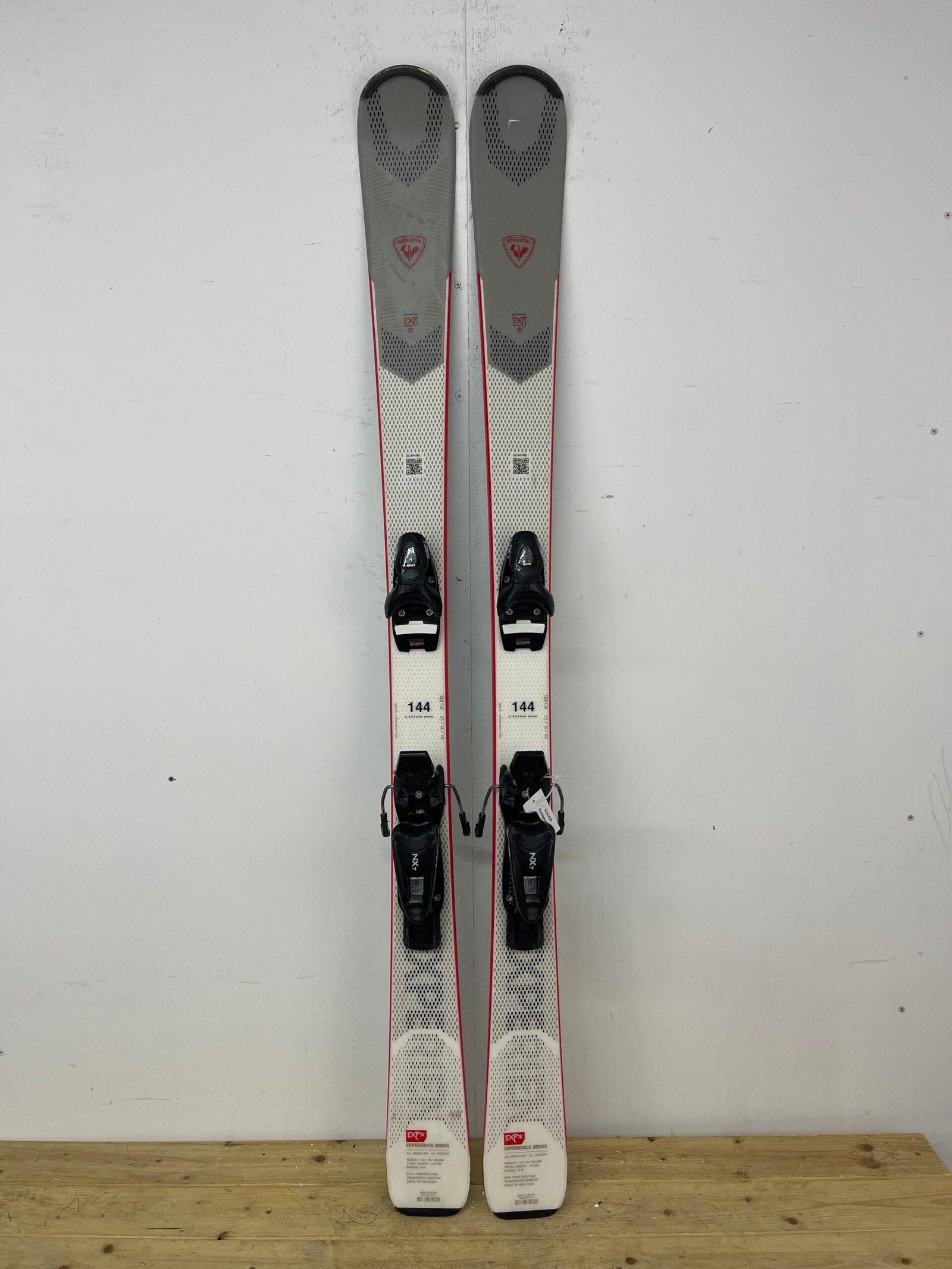 rossignol-exp-144cm-naudotos-slides-vilnius.jpg Rossignol EXP 144 cm naudotos slidės – used skis Vilniuje | Sniego Kalnas