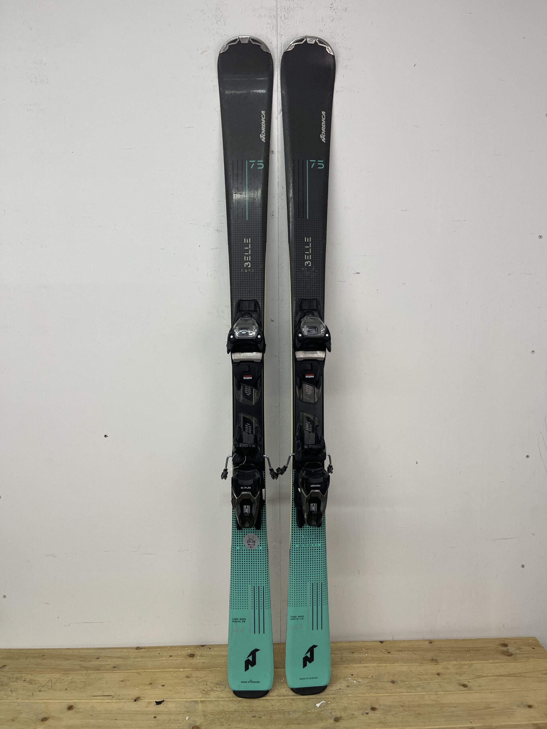 nordica-belle-75-144cm-naudotos-slides-vilnius.jpg Nordica Belle 75 144 cm naudotos slidės – used skis Vilniuje | Sniego Kalnas