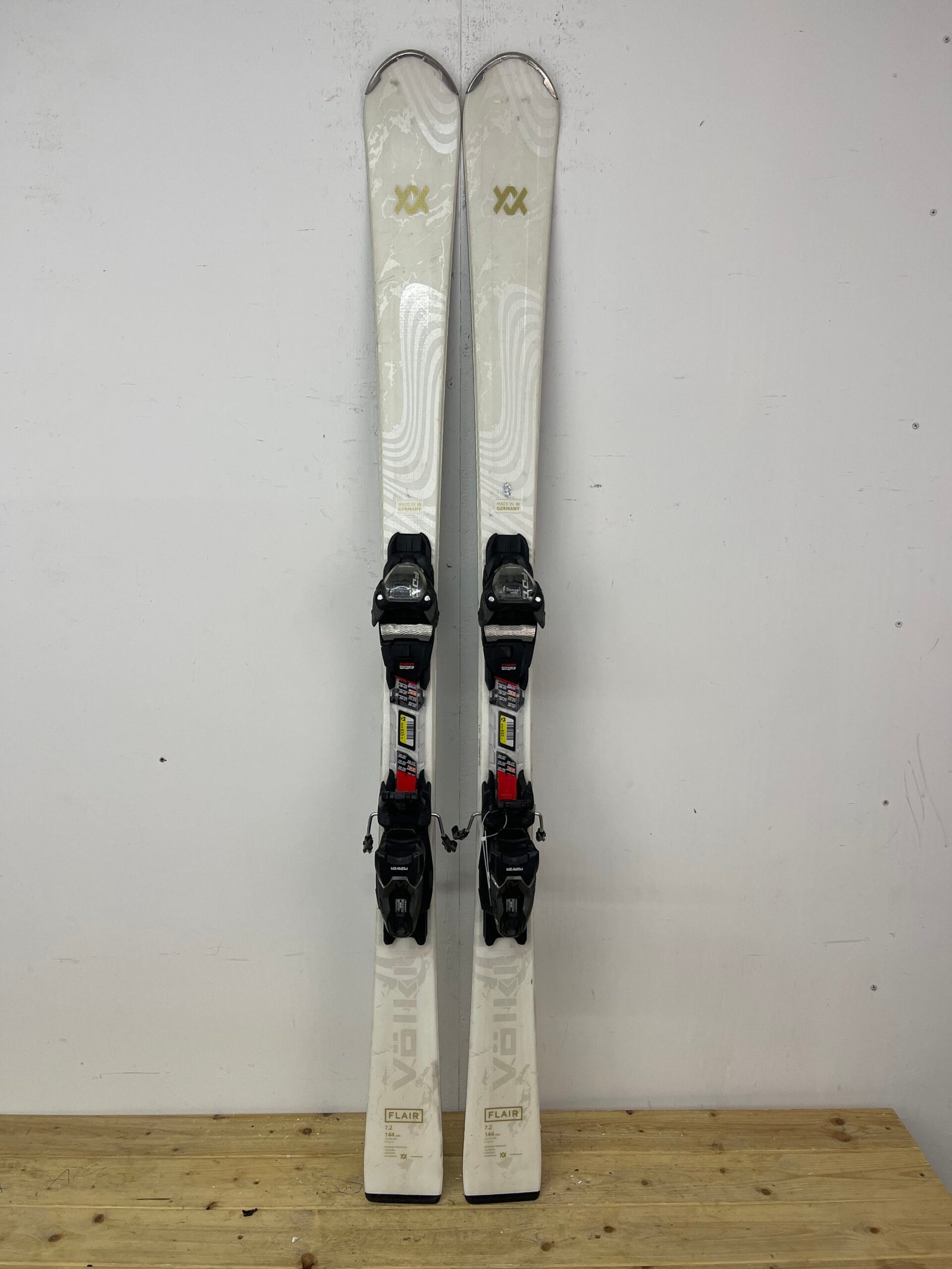 volkl-flair-144cm-naudotos-slides-vilnius.jpg Völkl Flair 144 cm naudotos slidės – used skis Vilniuje | Sniego Kalnas