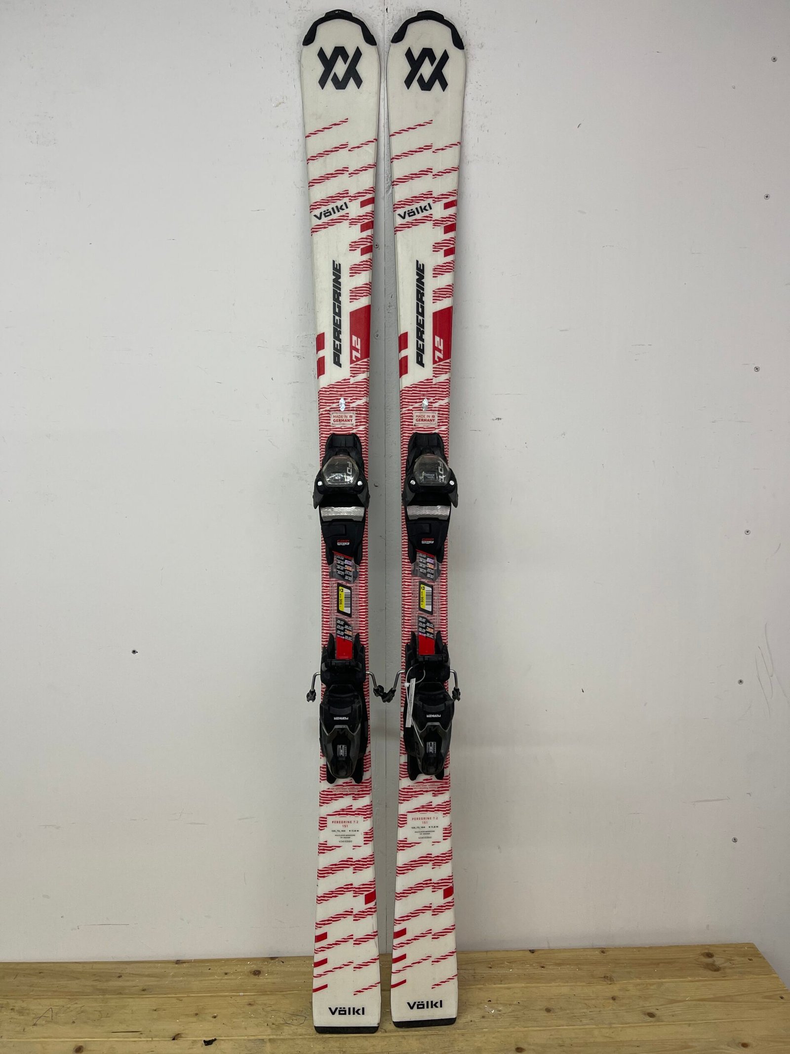 volkl-peregrine-151cm-naudotos-slides-vilnius.jpg Völkl Peregrine 151 cm naudotos slidės – used skis Vilniuje | Sniego Kalnas