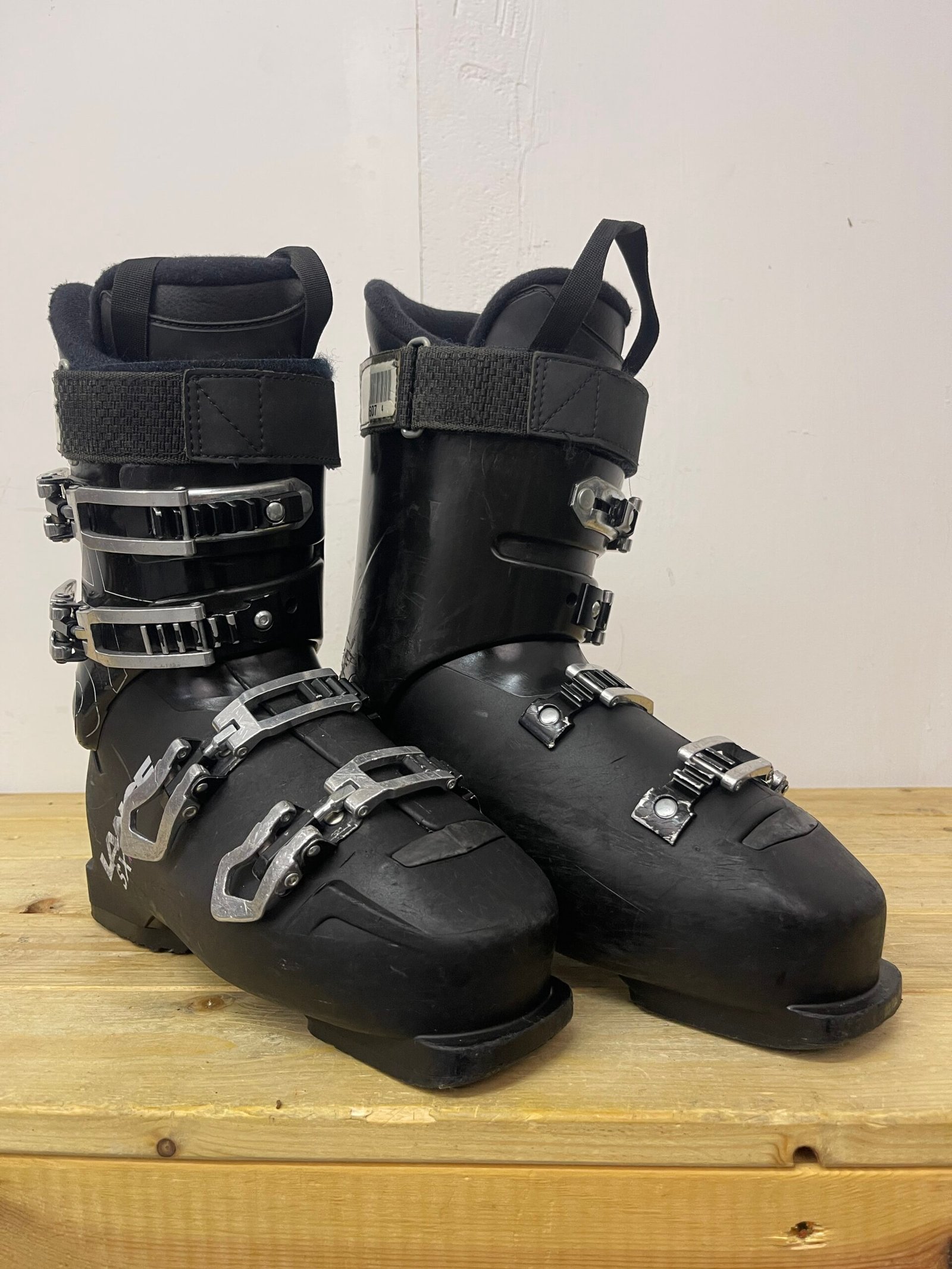 lange-rlt-sx-slidinejimo-batai-25-5-eu39 Lange RLT SX slidinėjimo batai 25.5 MP EU 39 – naudoti slidinėjimo batai | Sniego Kalnas