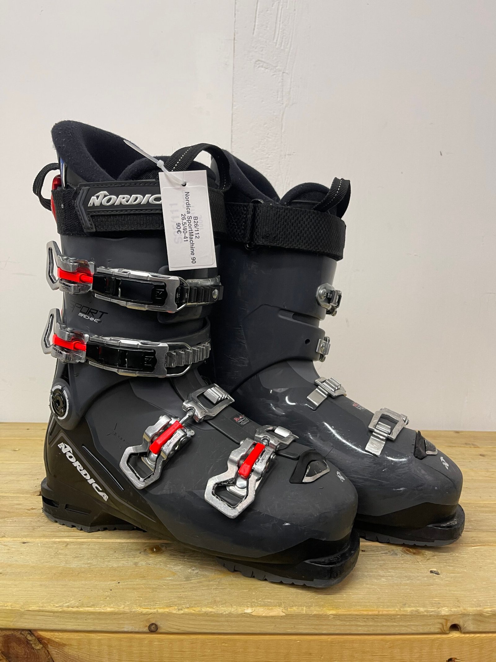 nordica-sportmachine-90-slidinejimo-batai-26-5-eu40-41 Nordica SportMachine 90 slidinėjimo batai 26.5 MP EU 40–41 – naudoti slidinėjimo batai | Sniego Kalnas