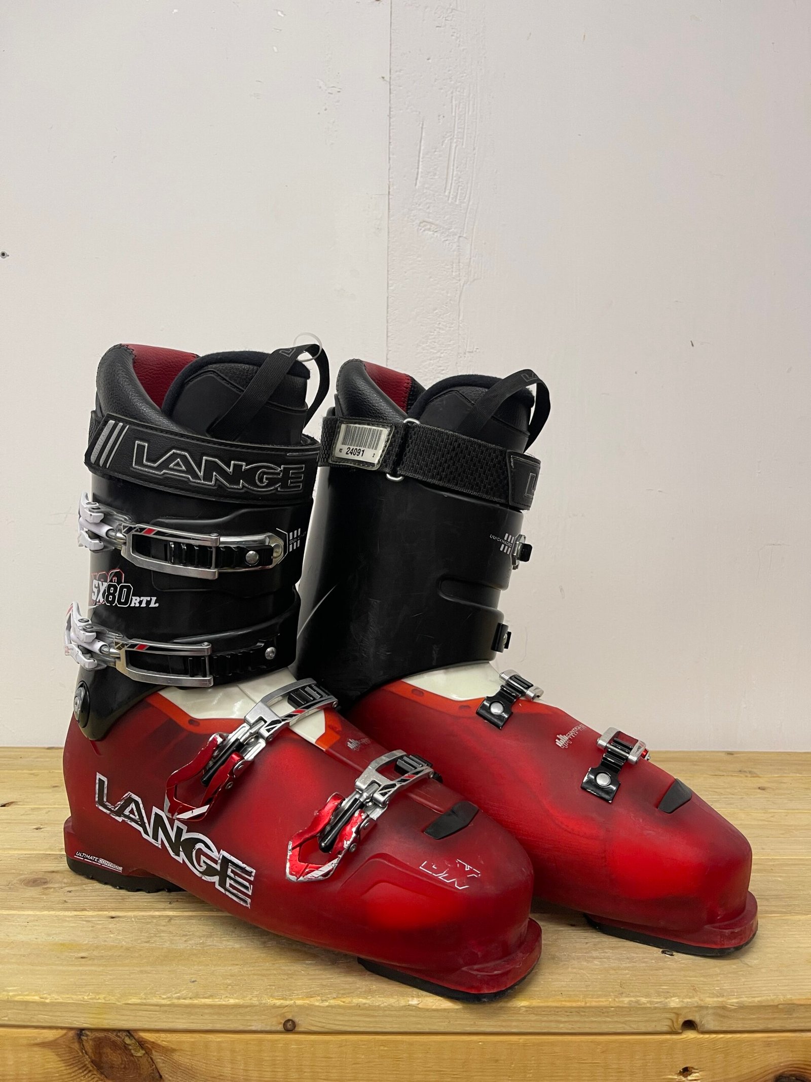 lange-sx-80-slidinejimo-batai-30-5-eu46 Lange SX 80 slidinėjimo batai 30.5 MP EU 46 – naudoti slidinėjimo batai | Sniego Kalnas