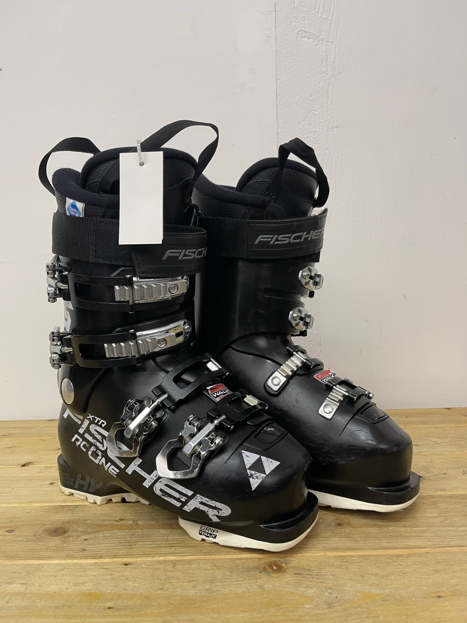 fischer-xtr-85-slidinejimo-batai-23-5-eu36 Fischer XTR 85 slidinėjimo batai 23.5 MP EU 36 – naudoti slidinėjimo batai | Sniego Kalnas