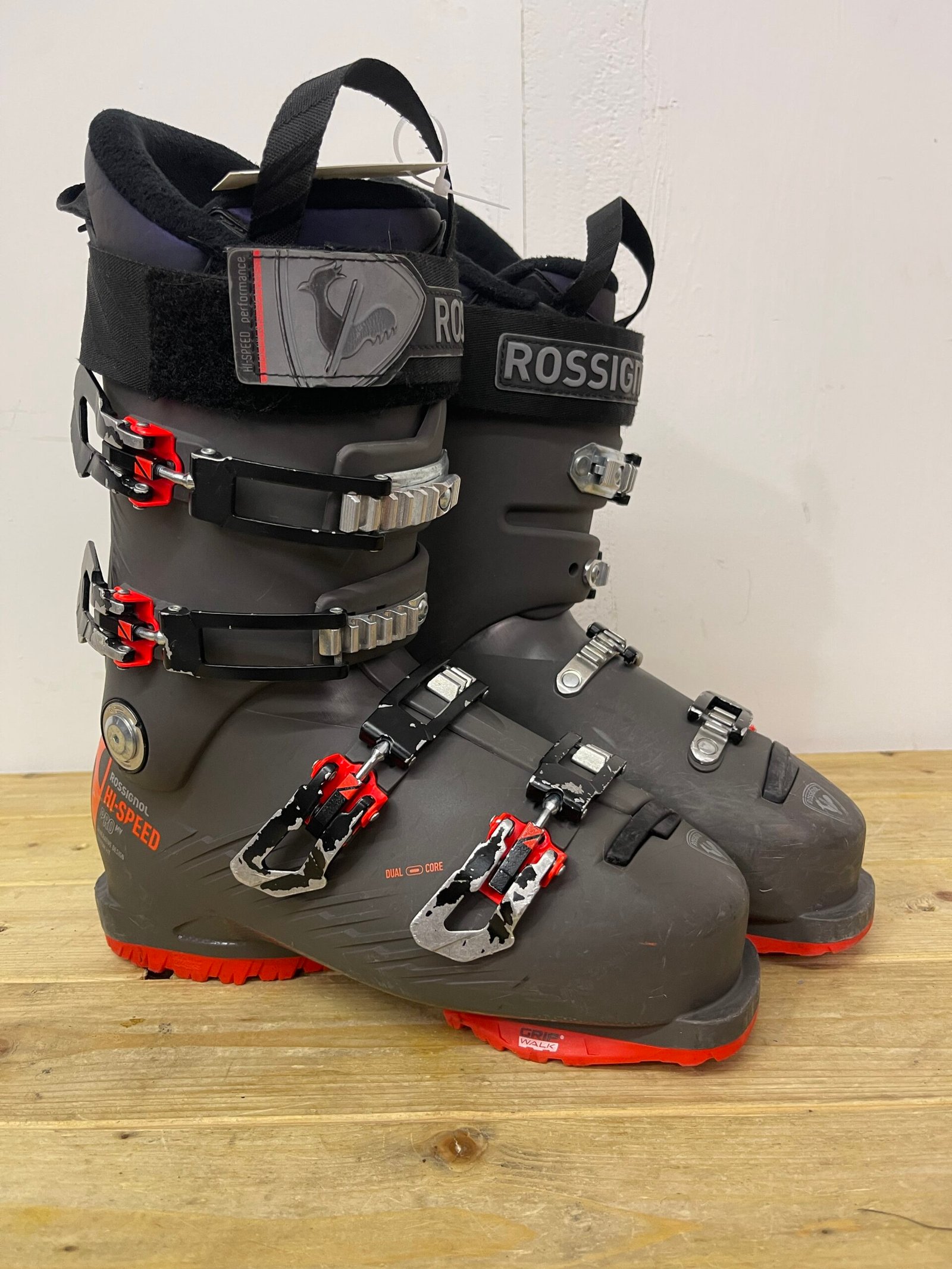 rossignol-hi-speed-100-slidinejimo-batai-25-5-eu39 Rossignol Hi-Speed 100 slidinėjimo batai 25.5 MP EU 39 – naudoti slidinėjimo batai | Sniego Kalnas