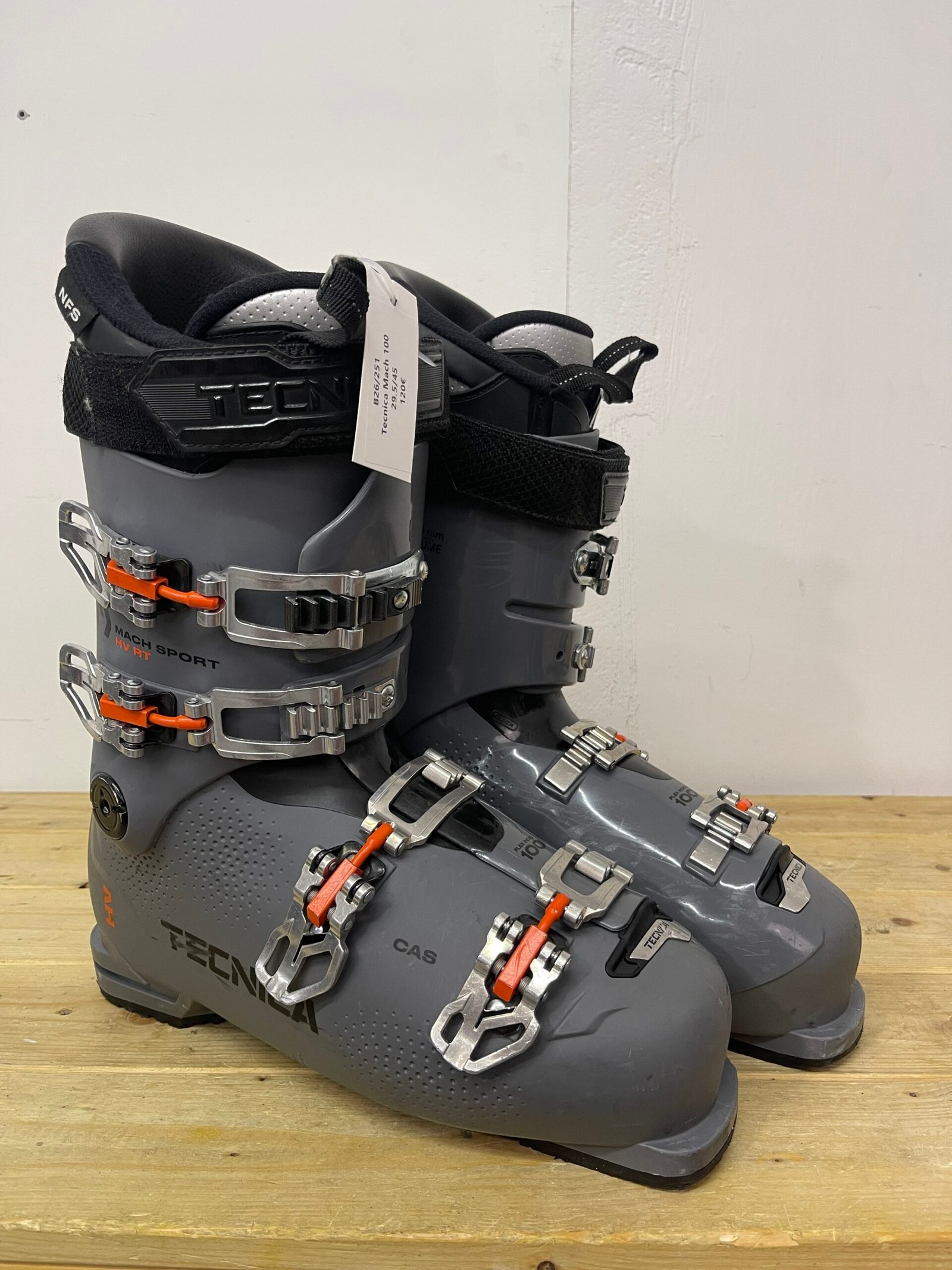 tecnica-mach-100-slidinejimo-batai-29-5-eu45 Tecnica Mach 100 slidinėjimo batai 29.5 MP EU 45 – naudoti slidinėjimo batai | Sniego Kalnas
