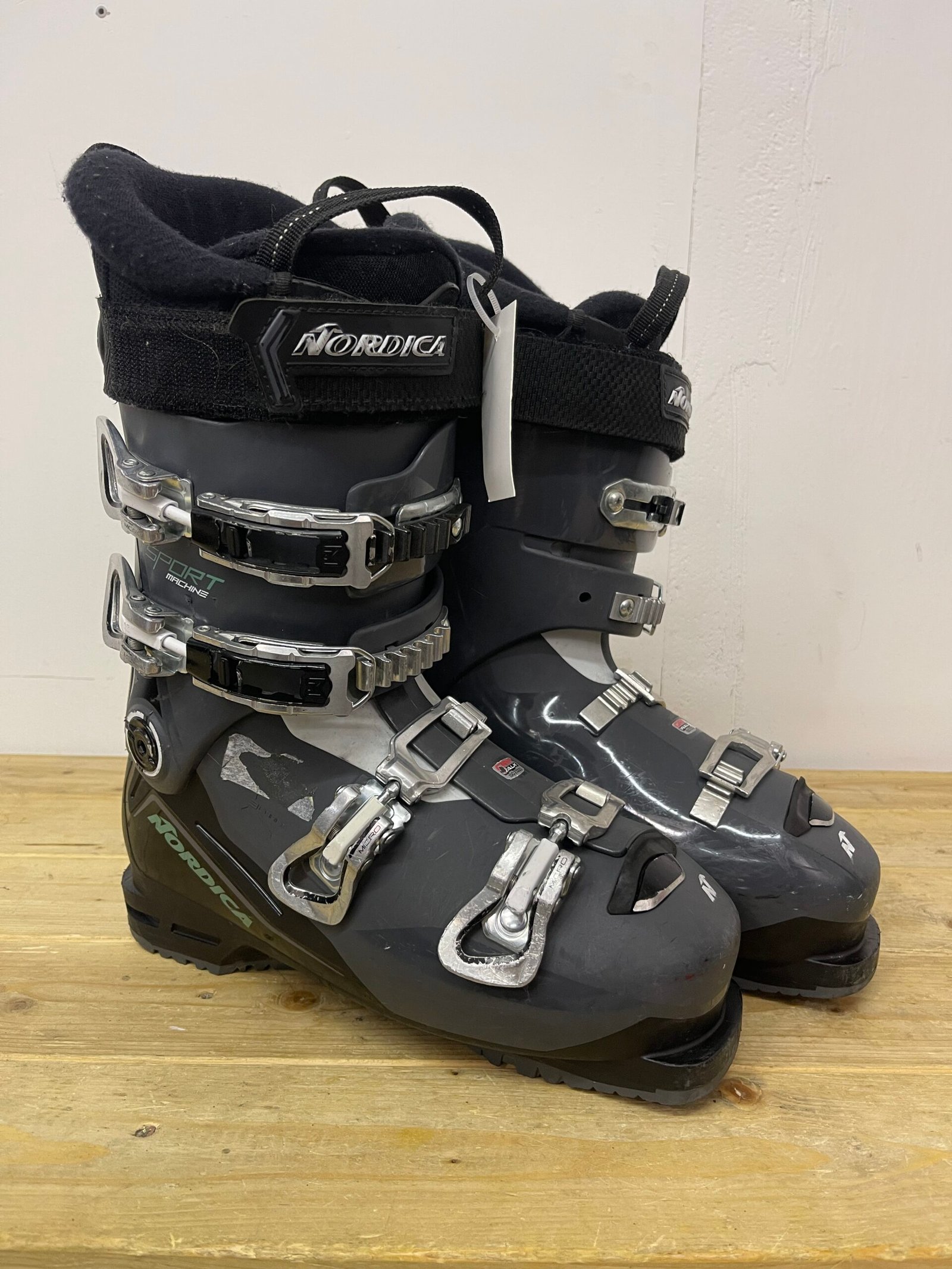 nordica-sportmachine-75-slidinejimo-batai-26-5-eu40-41 Nordica SportMachine 75 slidinėjimo batai 26.5 MP EU 40–41 – naudoti slidinėjimo batai | Sniego Kalnas