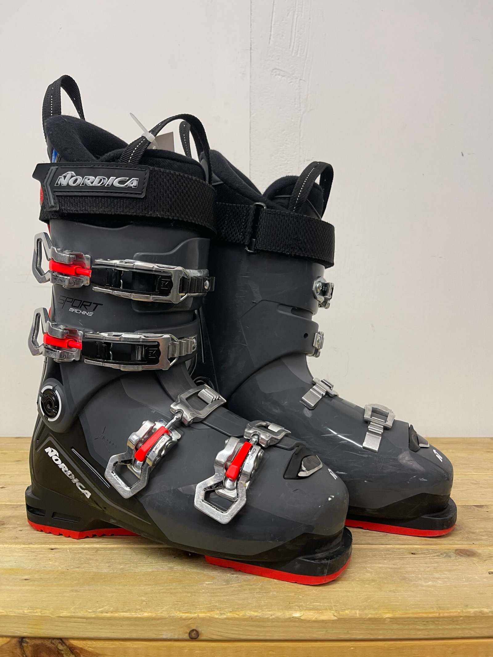 nordica-sportmachine-90-slidinejimo-batai-25-5-eu39 Nordica SportMachine 90 slidinėjimo batai 25.5 MP EU 39 – naudoti slidinėjimo batai | Sniego Kalnas