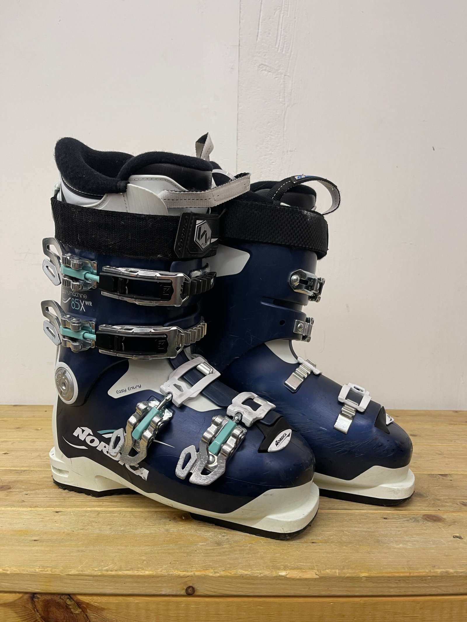 nordica-sportmachine-85-slidinejimo-batai-23-5-eu36 Nordica SportMachine 85 slidinėjimo batai 23,5 MP EU 36 – naudoti slidinėjimo batai | Sniego Kalnas
