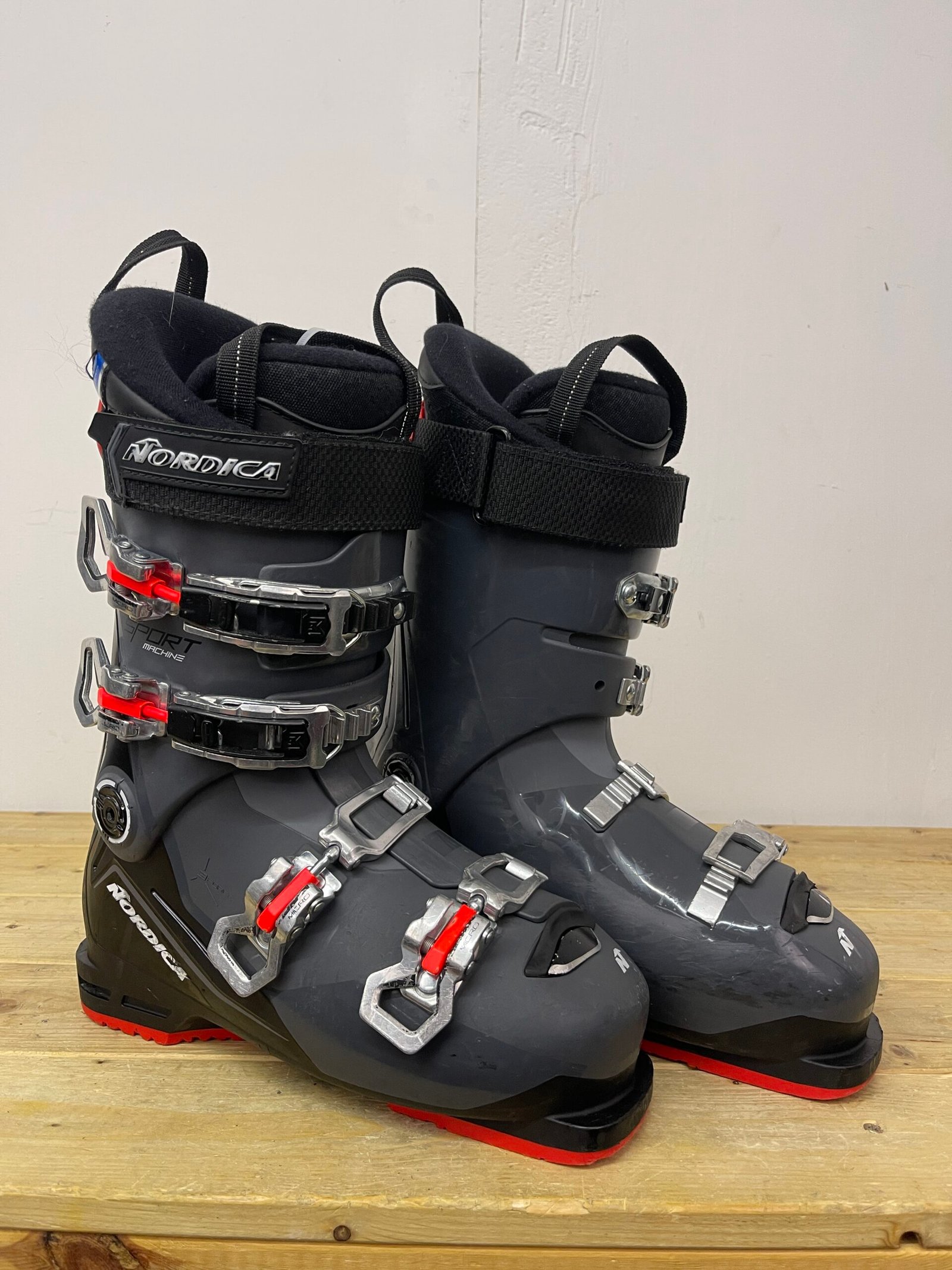 nordica-sportmachine-90-slidinejimo-batai-25-5-eu39 Nordica SportMachine 90 slidinėjimo batai 25,5 MP EU 39 – naudoti slidinėjimo batai | Sniego Kalnas