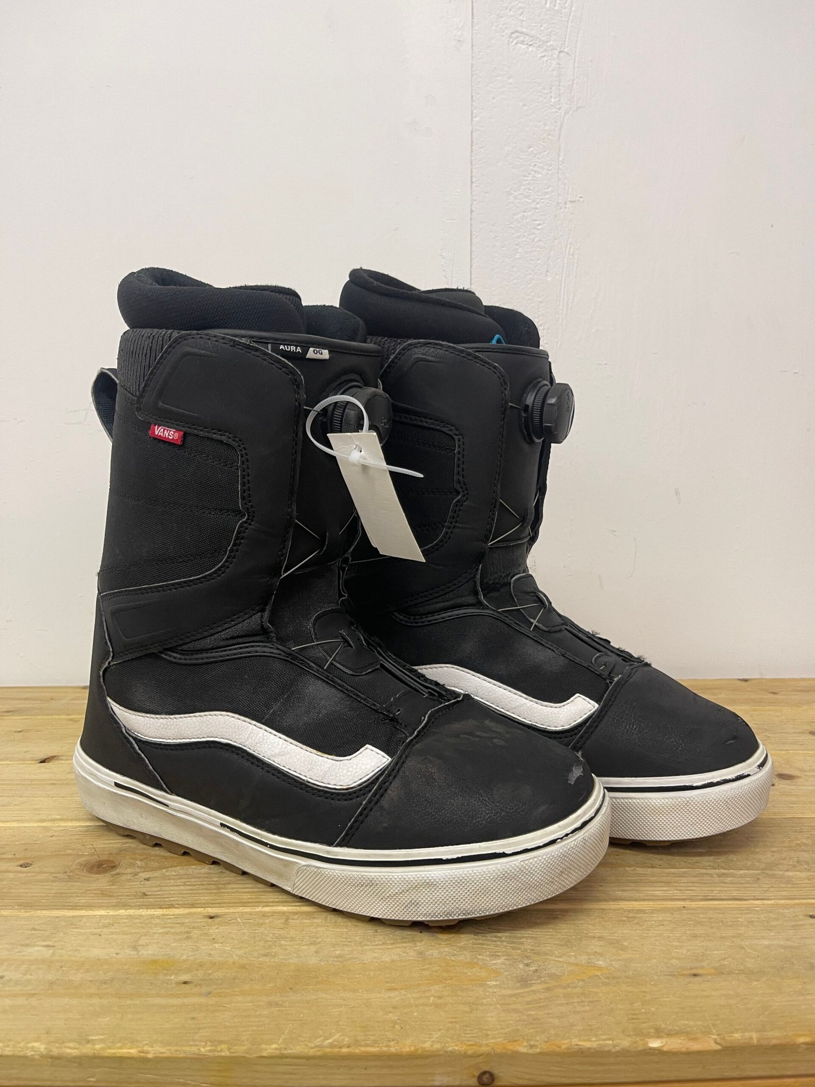 Vans Aura EU 45 – naudoti snieglenčių batai Vans Aura EU 45 naudoti snieglenčių batai – snowboard boots Vilniuje | Sniego Kalnas